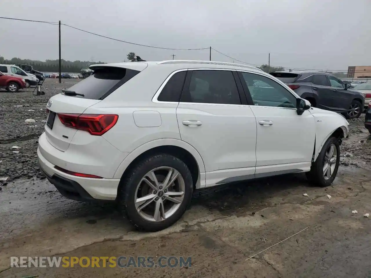 3 Photograph of a damaged car WA1DECF3XP1124233 AUDI Q3 2023