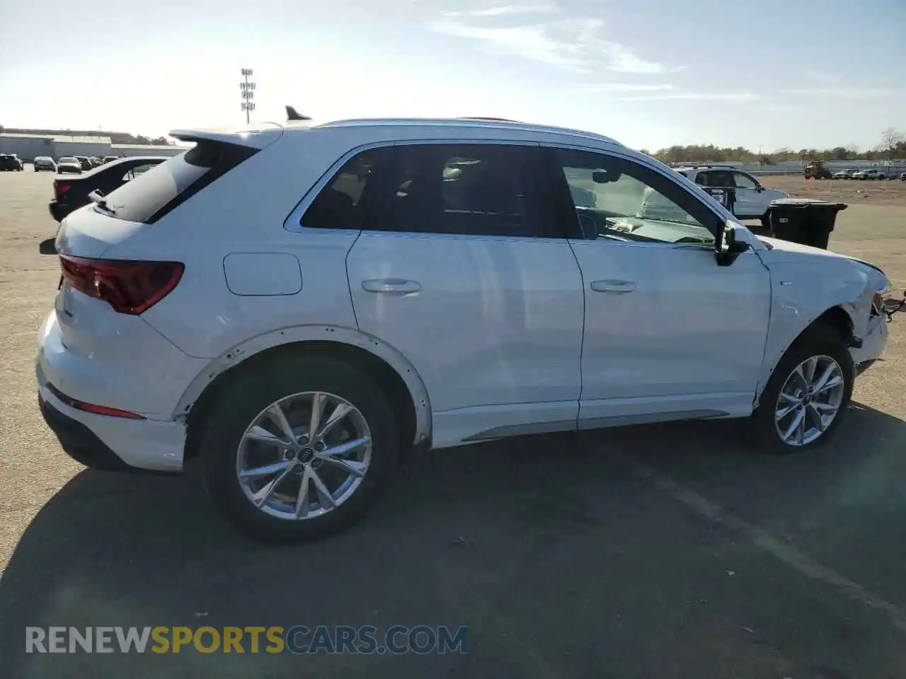 3 Photograph of a damaged car WA1DECF3XP1130372 AUDI Q3 2023