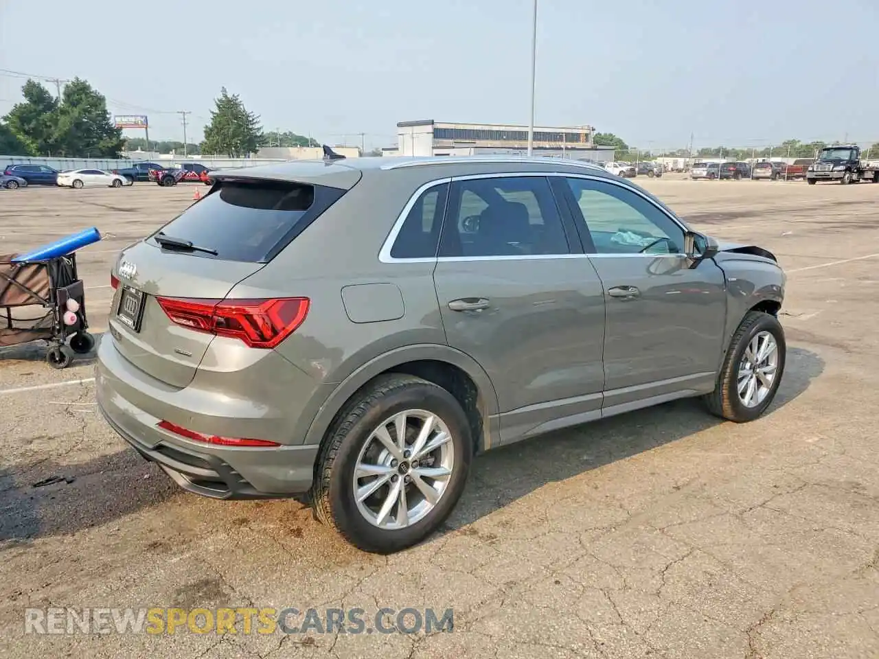 3 Photograph of a damaged car WA1EECF35P1117145 AUDI Q3 2023