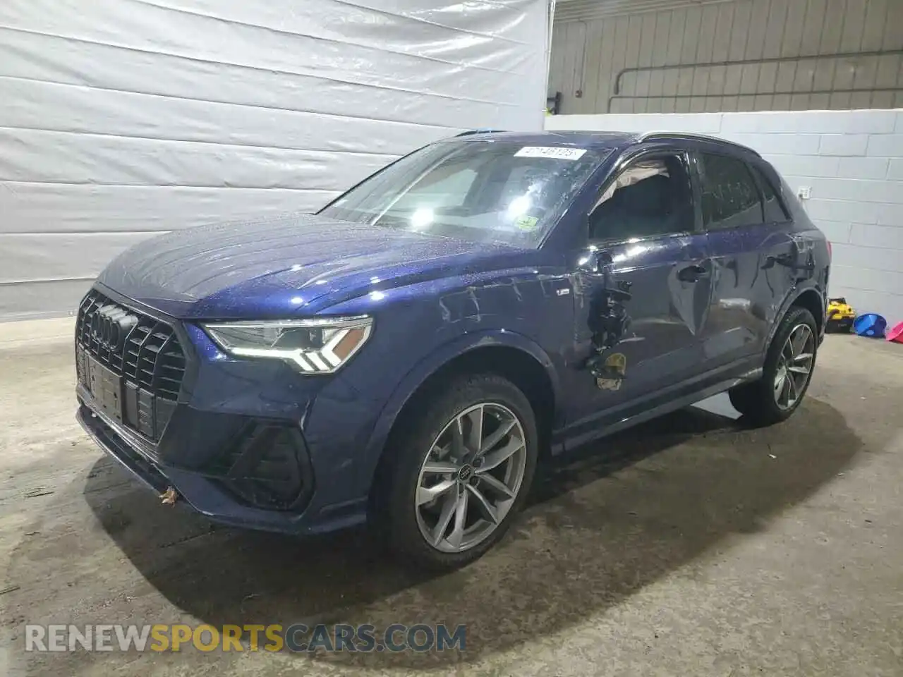 1 Photograph of a damaged car WA1EECF36P1028877 AUDI Q3 2023