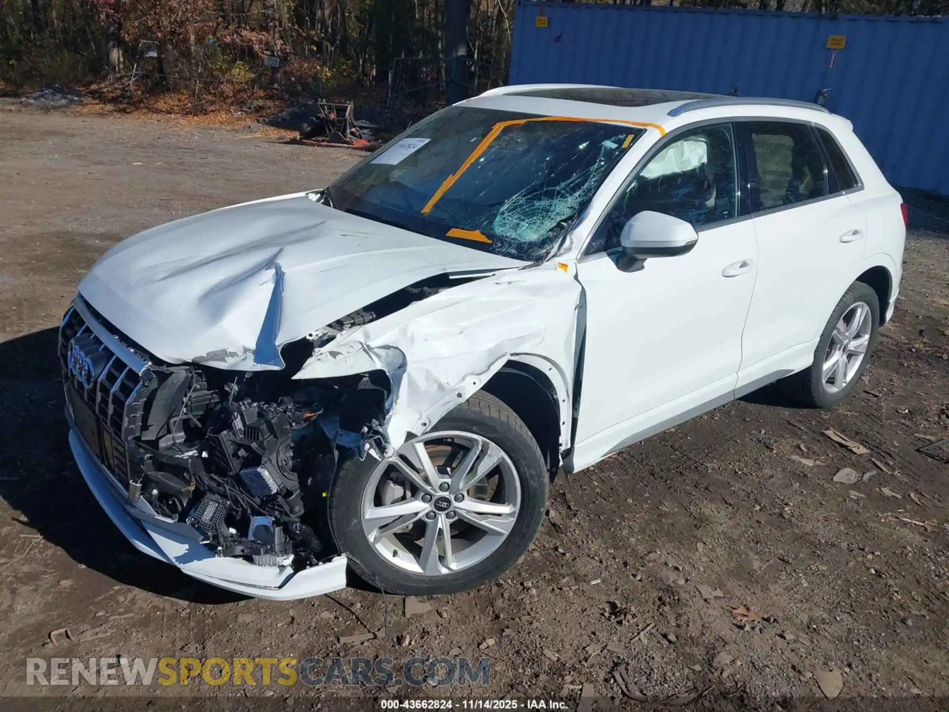 2 fotografías del automóvil dañado WA1EECF37P1078249 AUDI Q3 2023