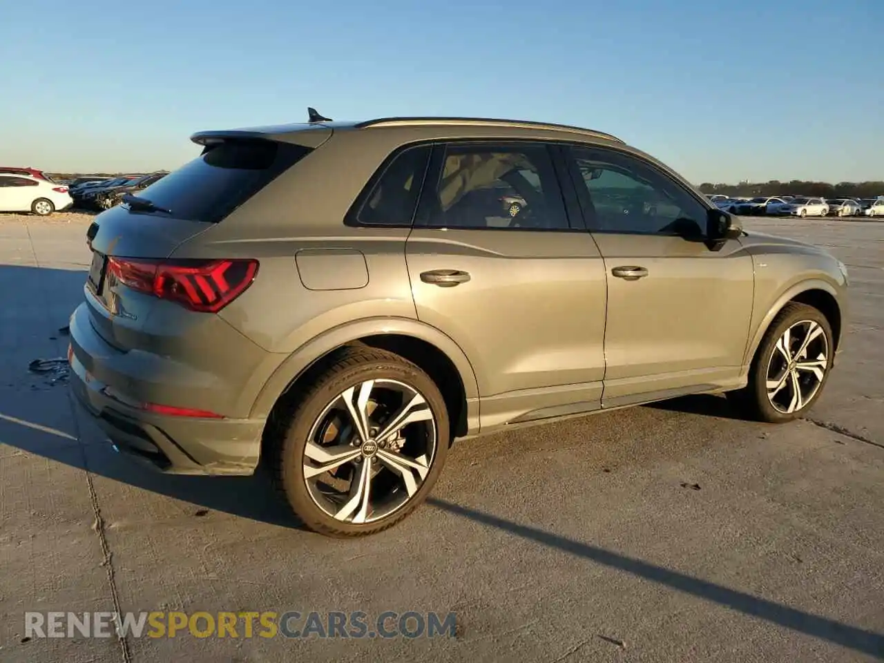 3 Photograph of a damaged car WA1EECF38P1115583 AUDI Q3 2023