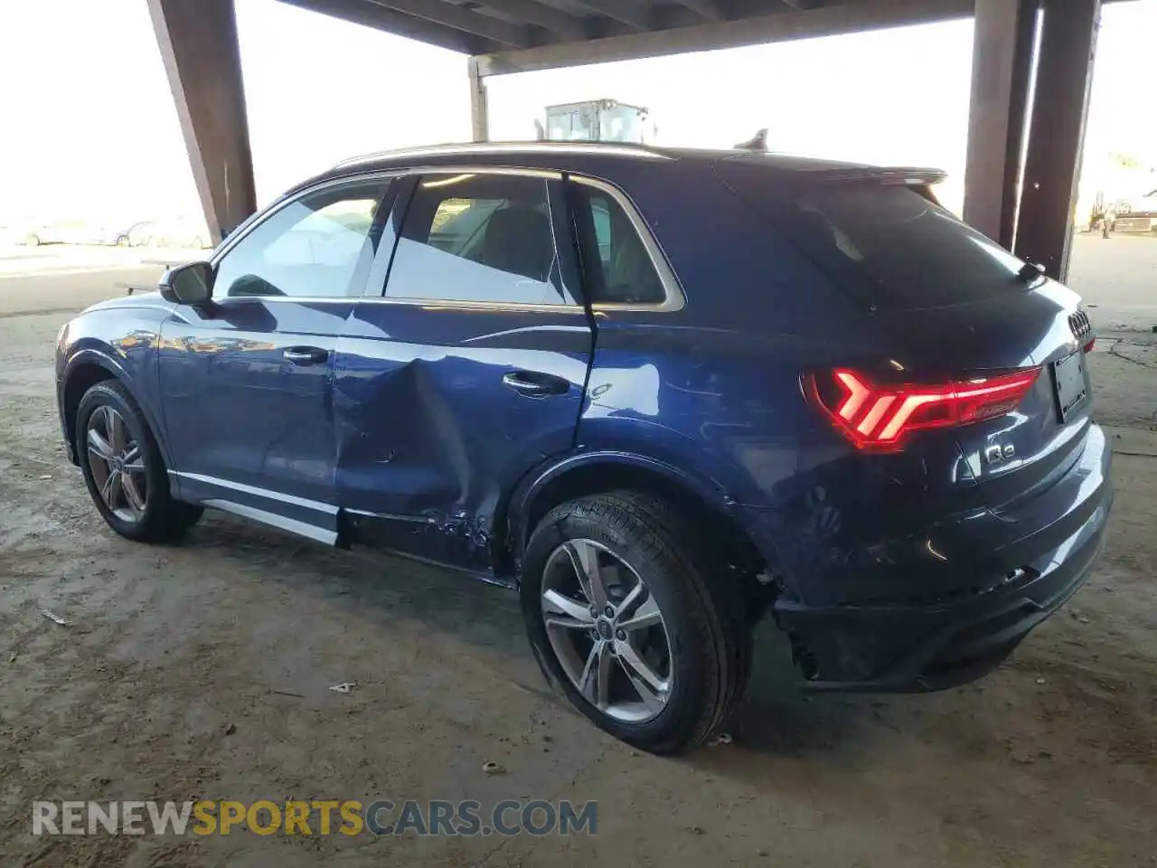 2 Photograph of a damaged car WA1EECF39P1058603 AUDI Q3 2023