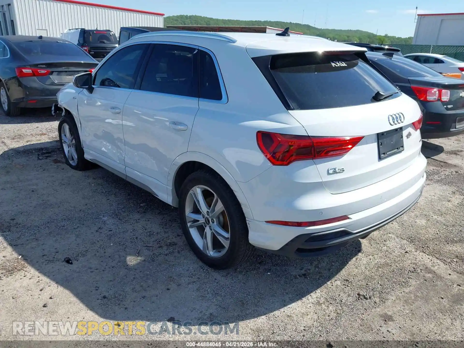 3 Photograph of a damaged car WA1EECF3XP1089701 AUDI Q3 2023