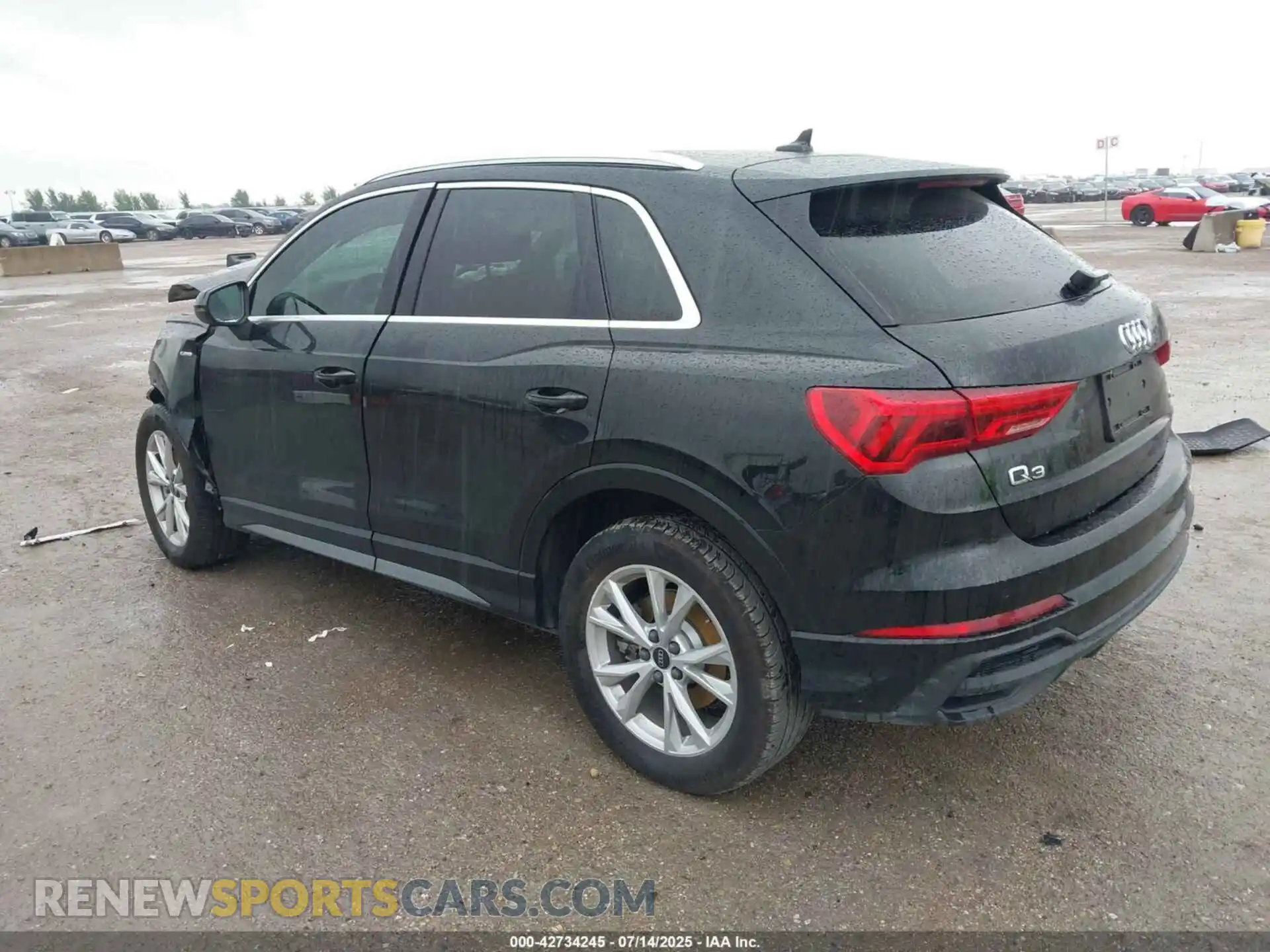 3 Photograph of a damaged car WA1DECF31R1044287 AUDI Q3 2024