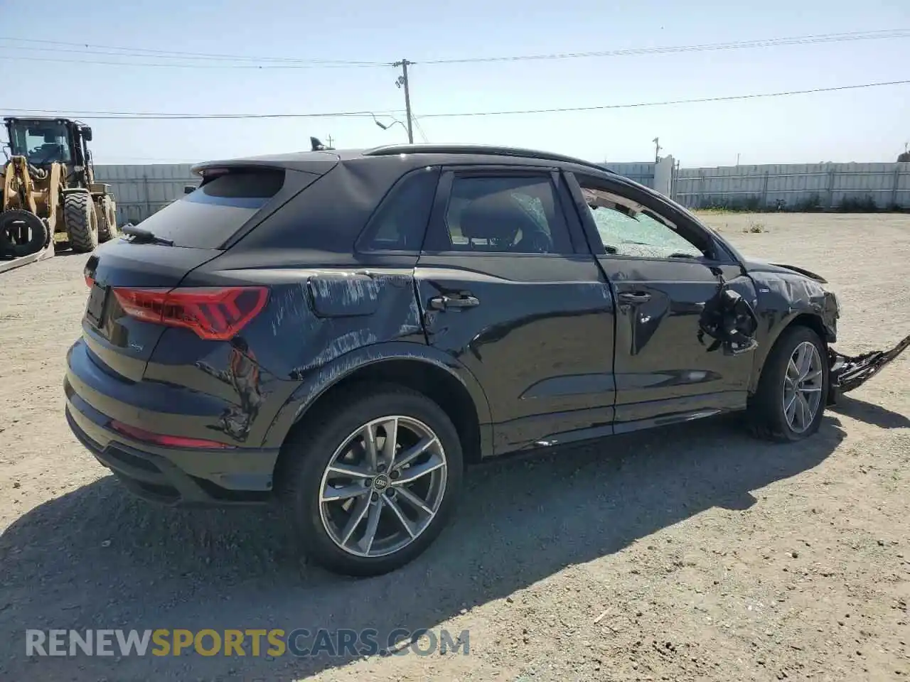 3 Photograph of a damaged car WA1DECF31R1183836 AUDI Q3 2024