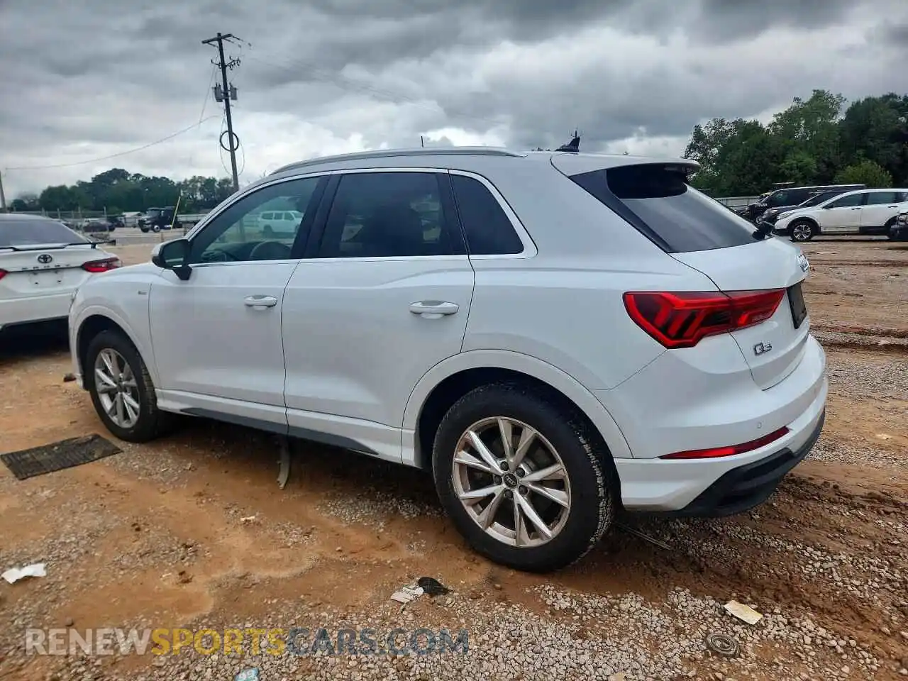 2 Фотография поврежденного автомобиля WA1DECF31R1196814 AUDI Q3 2024