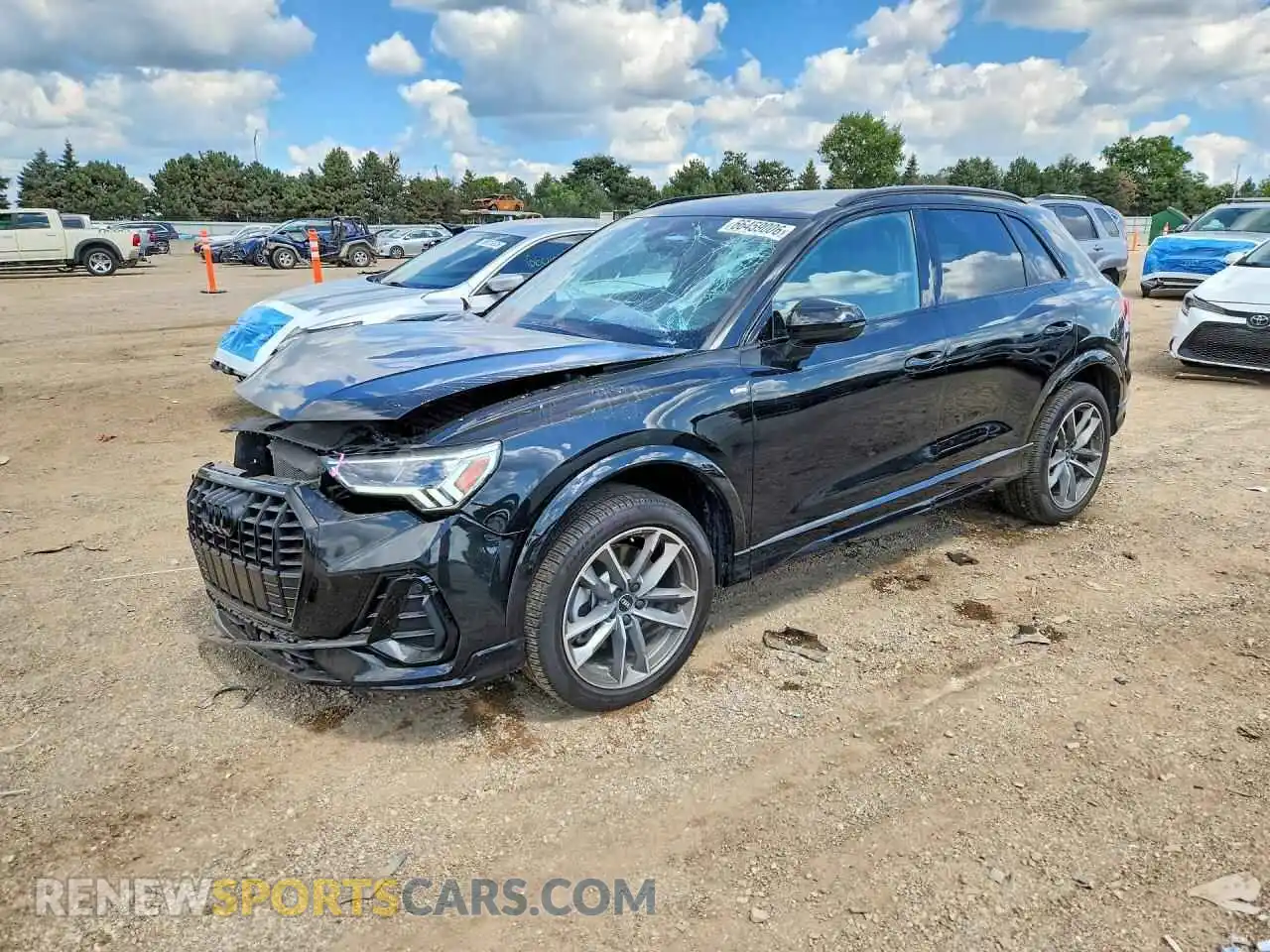 1 Photograph of a damaged car WA1DECF32R1186261 AUDI Q3 2024