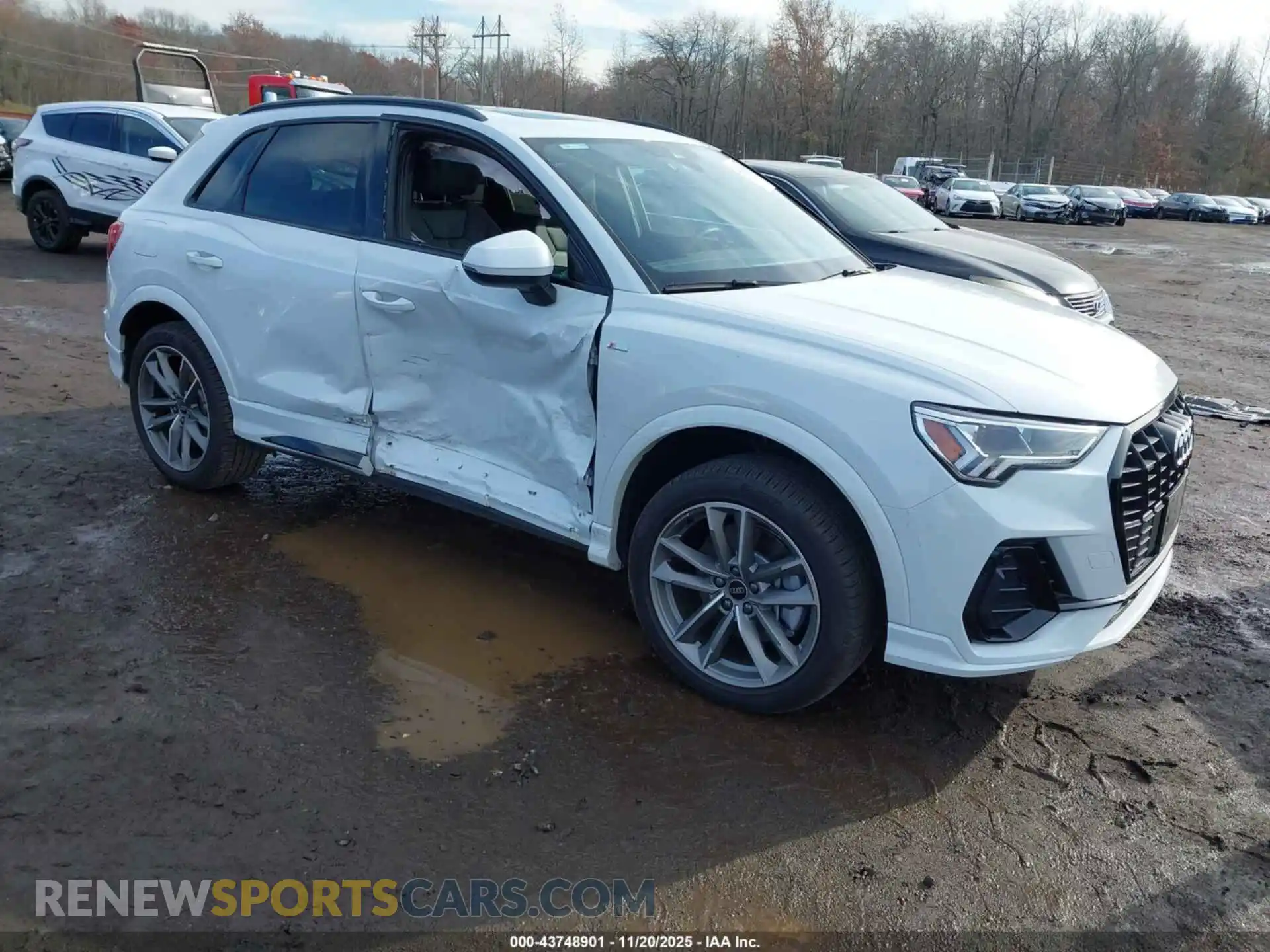 1 Photograph of a damaged car WA1DECF33R1189007 AUDI Q3 2024