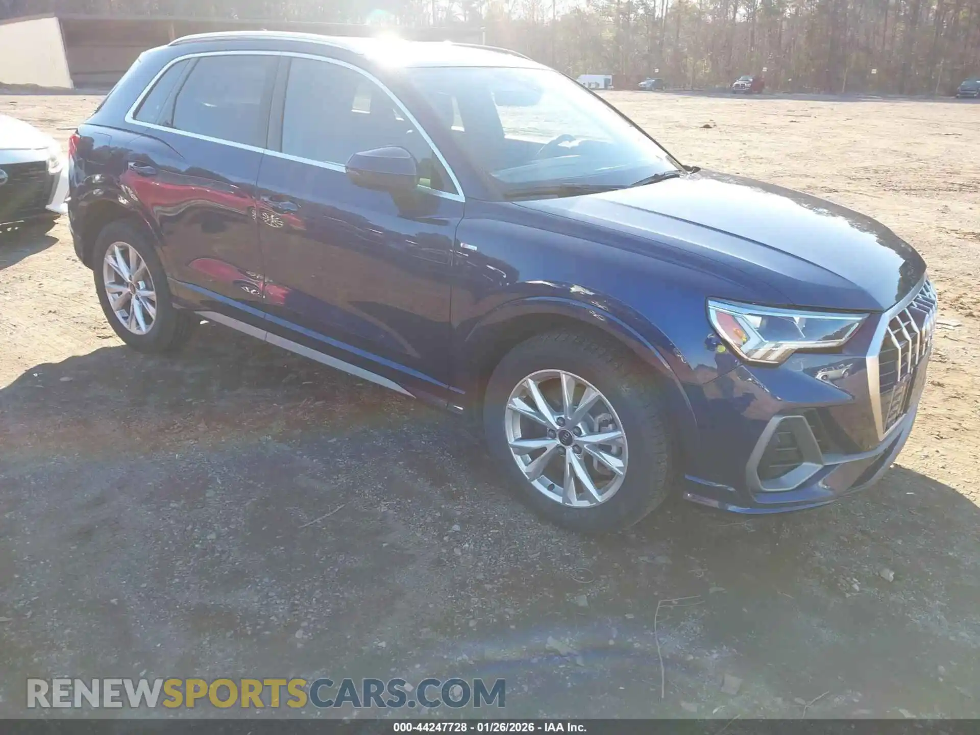 1 Photograph of a damaged car WA1DECF34R1123338 AUDI Q3 2024