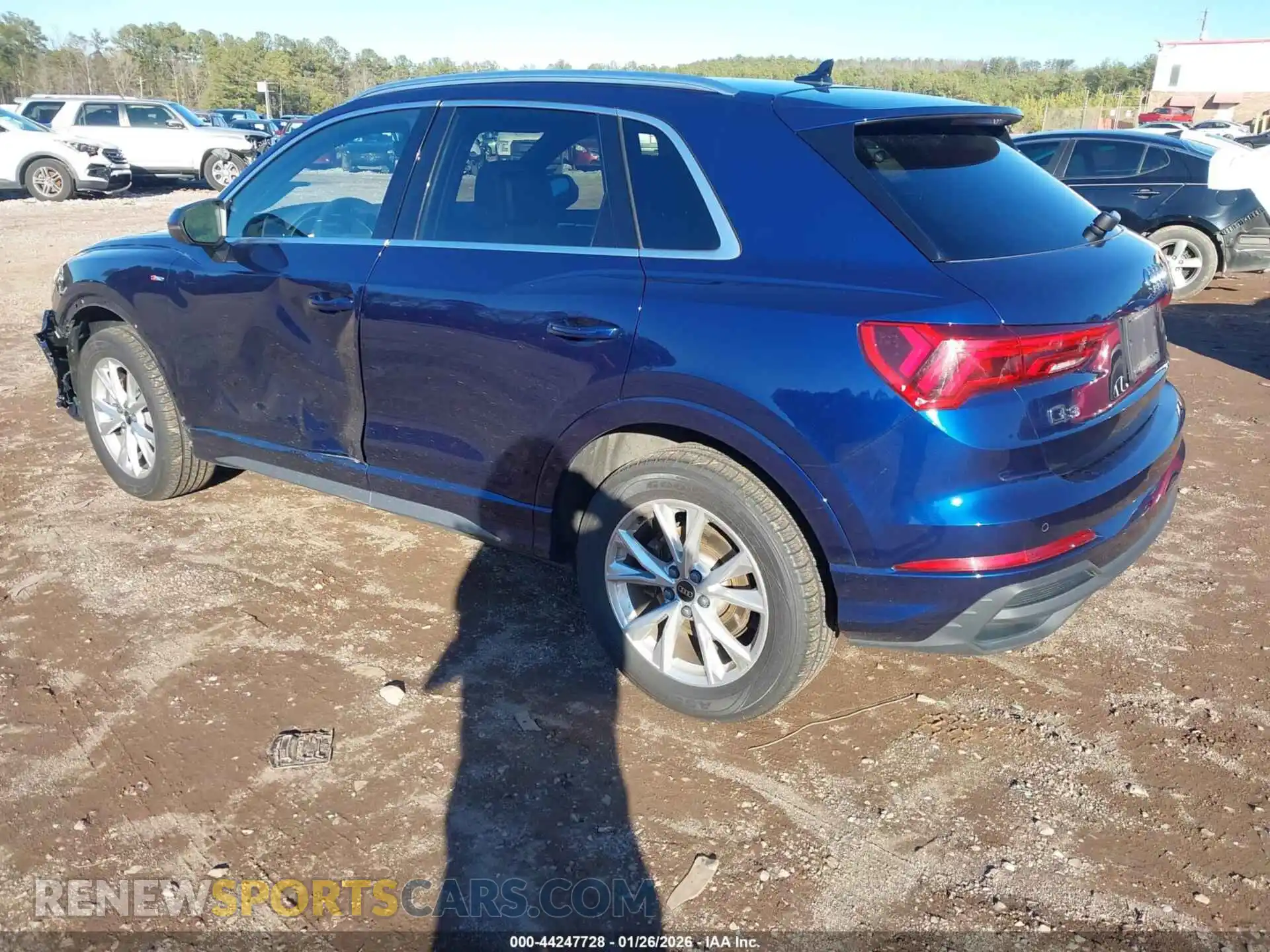 3 Photograph of a damaged car WA1DECF34R1123338 AUDI Q3 2024
