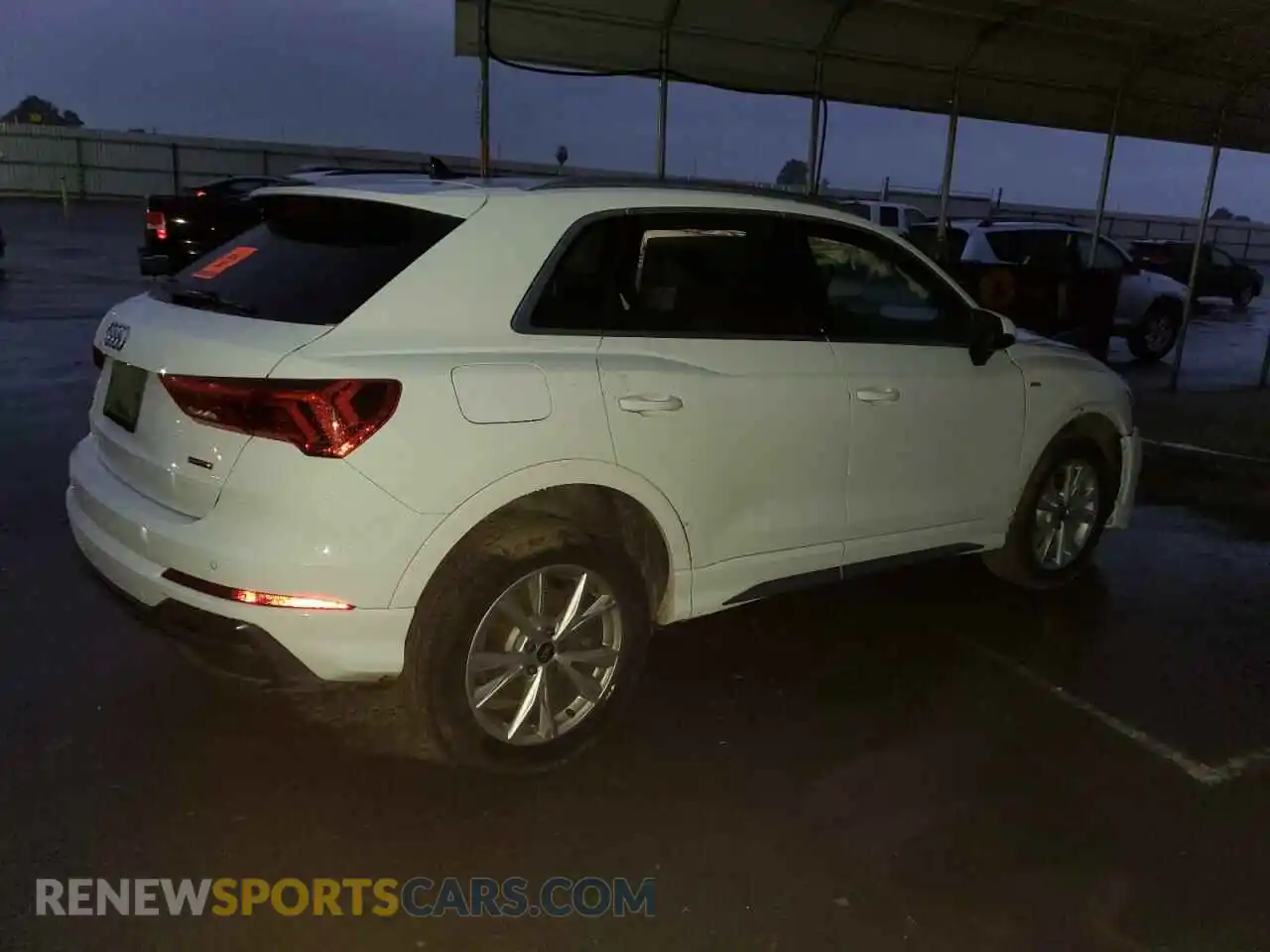 3 Фотография поврежденного автомобиля WA1DECF35R1082556 AUDI Q3 2024