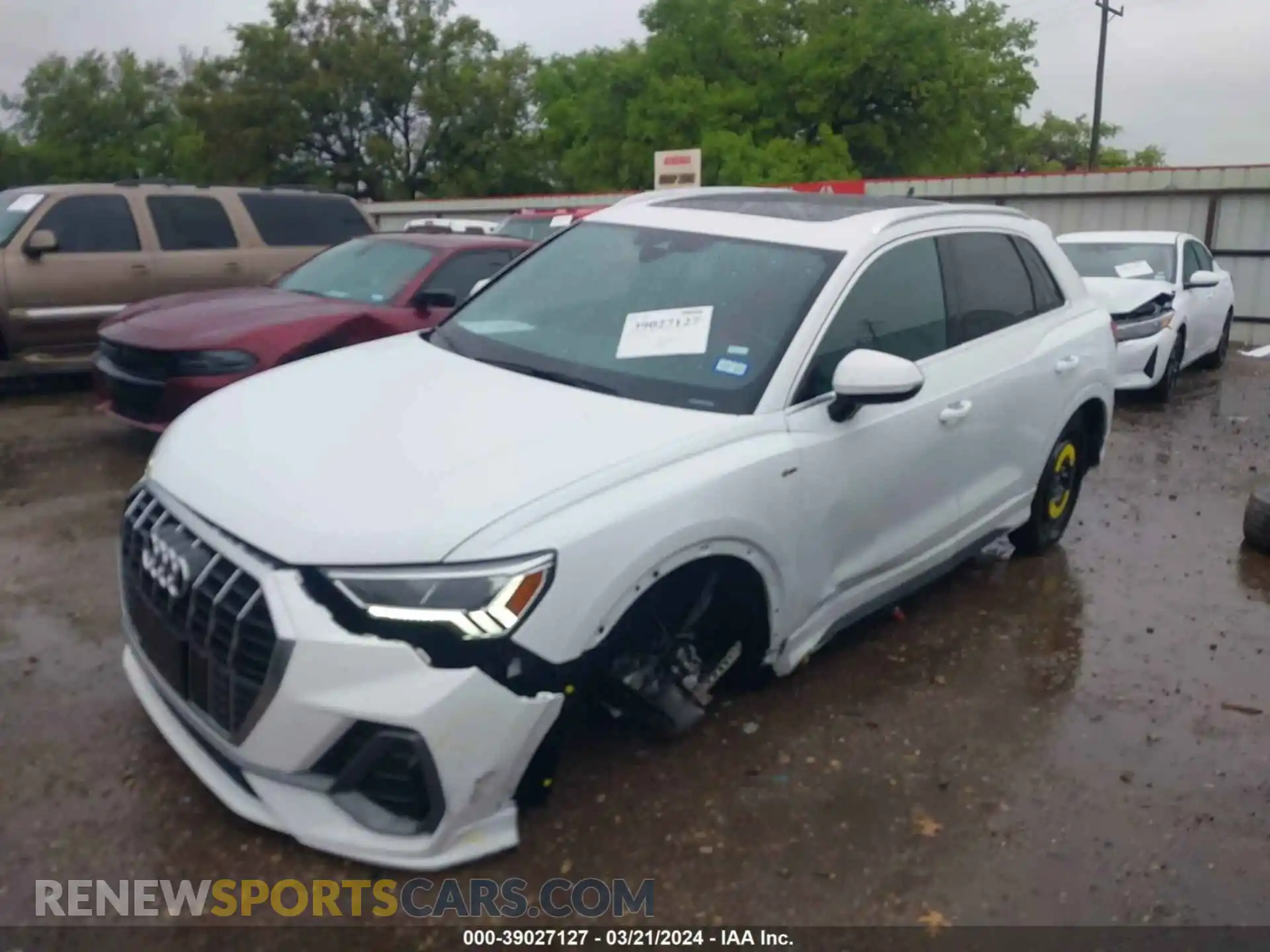 2 Photograph of a damaged car WA1DECF36R1034189 AUDI Q3 2024