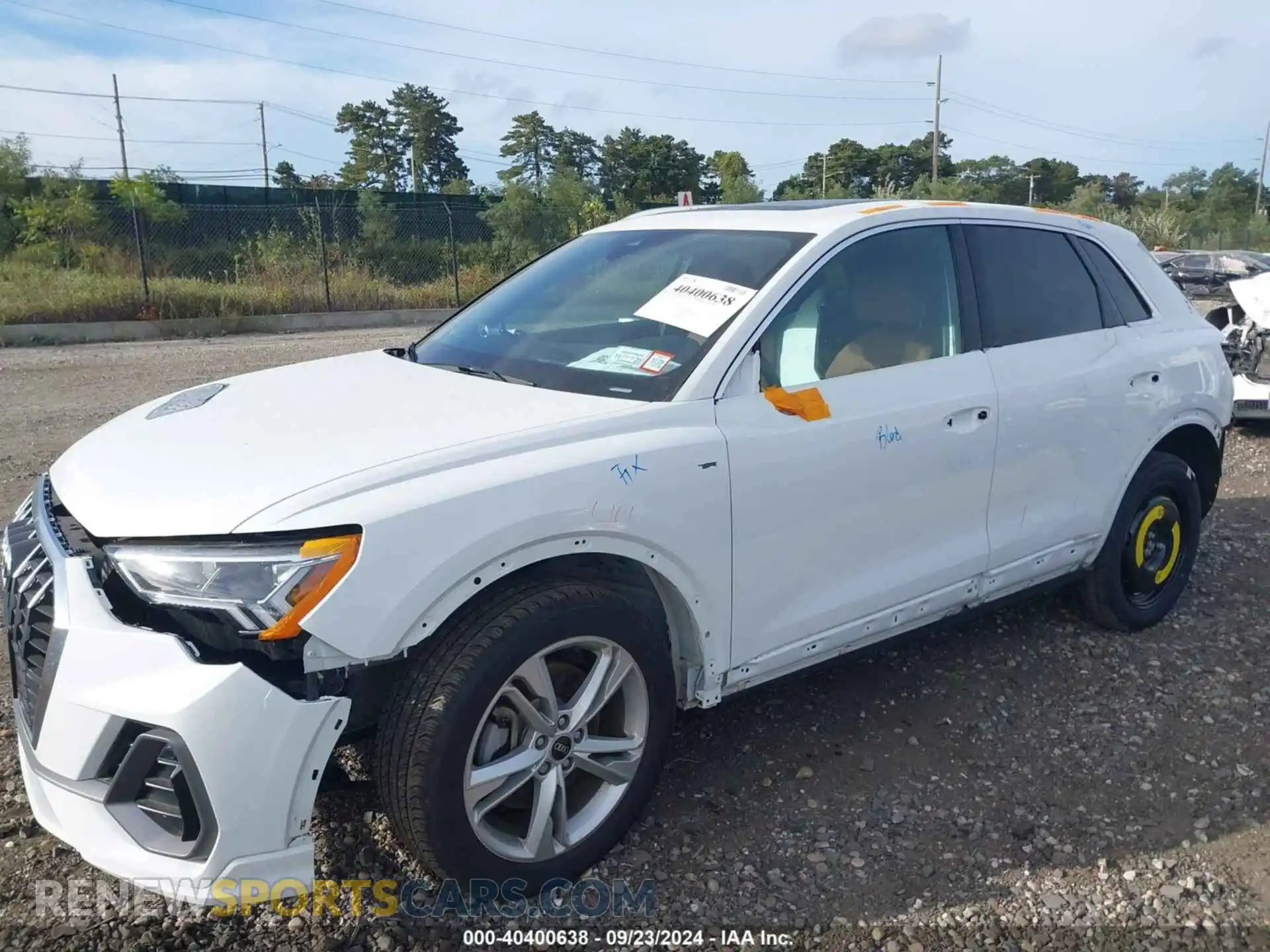 2 Photograph of a damaged car WA1DECF36R1038890 AUDI Q3 2024