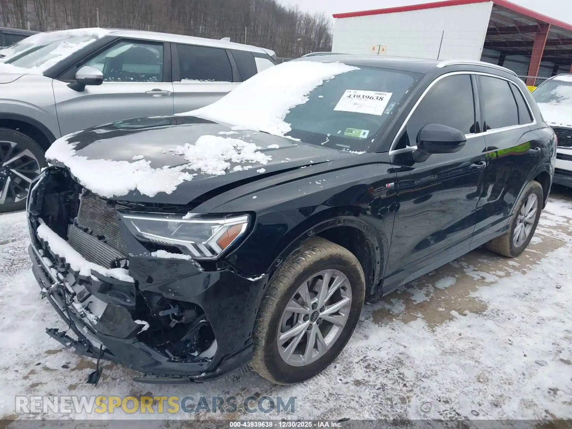 2 fotografías del automóvil dañado WA1DECF38R1027082 AUDI Q3 2024