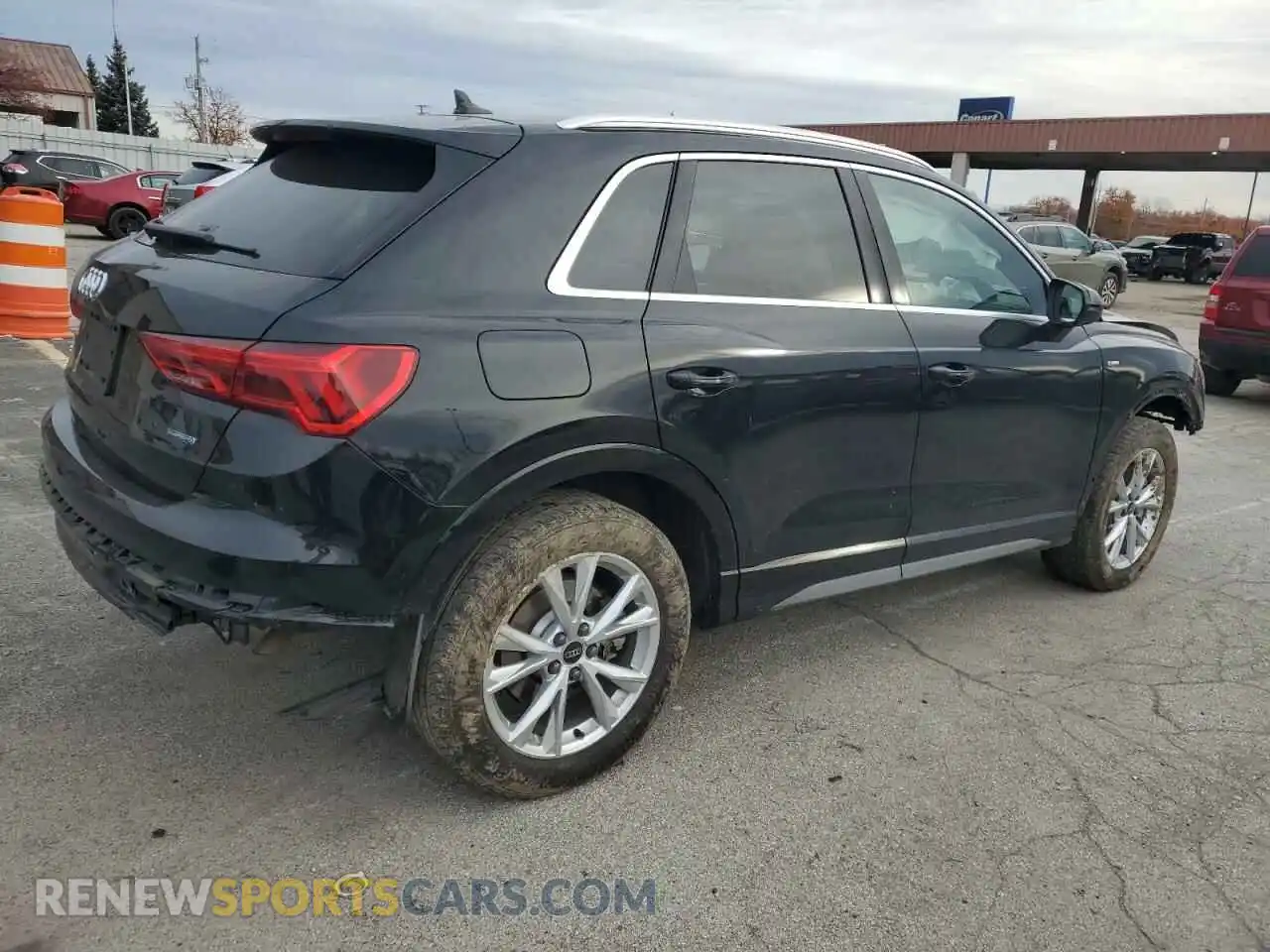 3 Photograph of a damaged car WA1DECF38R1033285 AUDI Q3 2024
