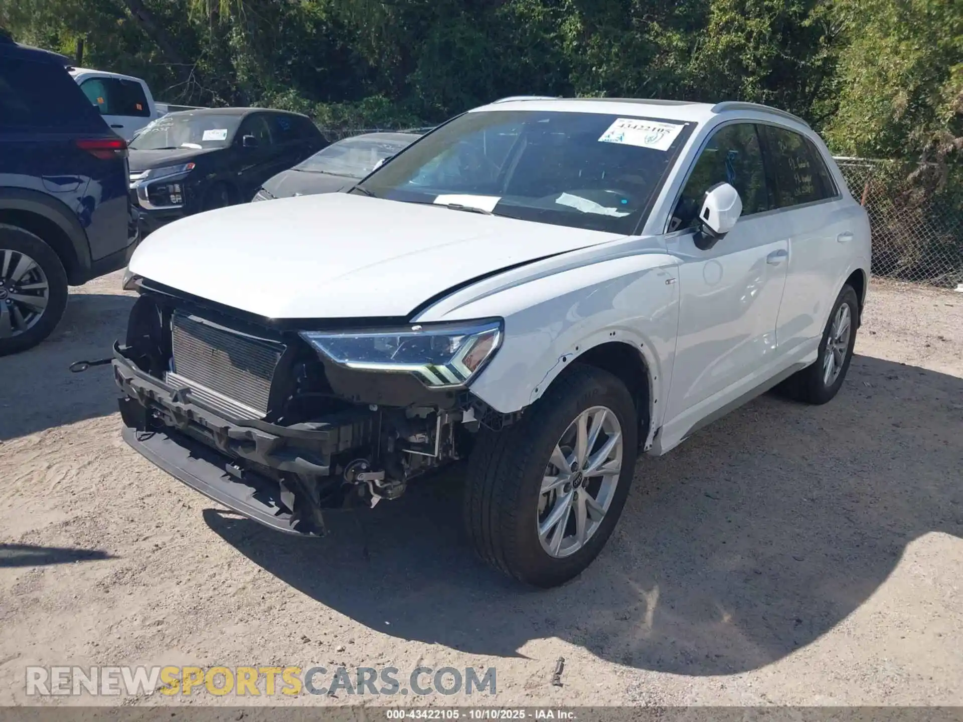 2 Photograph of a damaged car WA1DECF38R1095771 AUDI Q3 2024