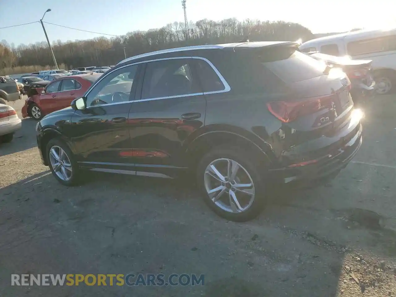 2 Photograph of a damaged car WA1DECF38R1122726 AUDI Q3 2024