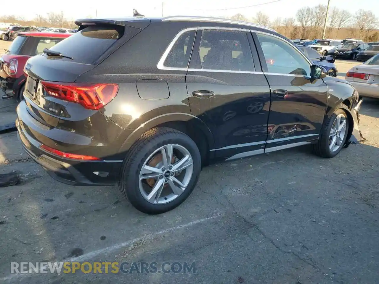 3 Photograph of a damaged car WA1DECF38R1122726 AUDI Q3 2024