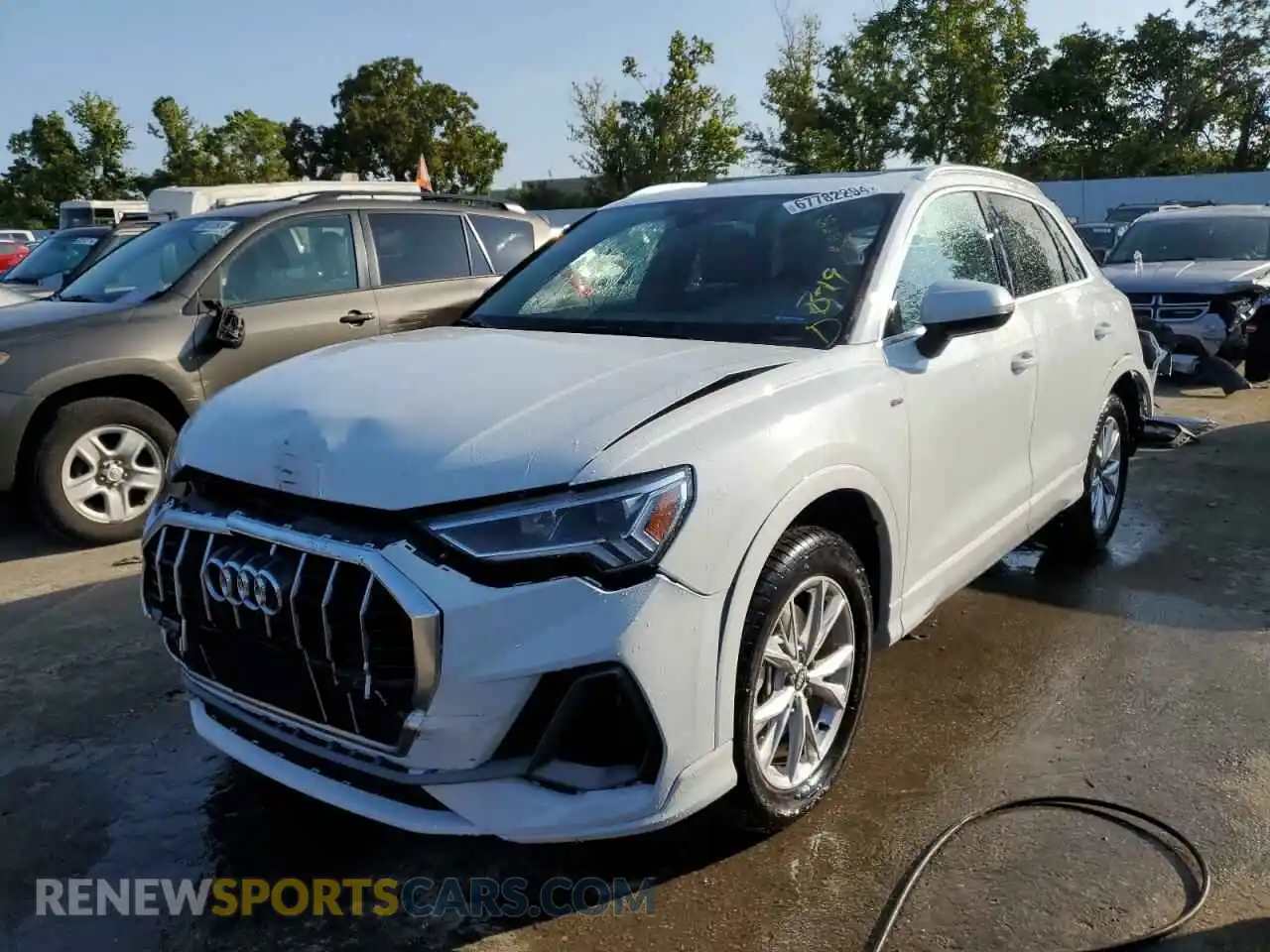 1 Photograph of a damaged car WA1DECF39R1028256 AUDI Q3 2024
