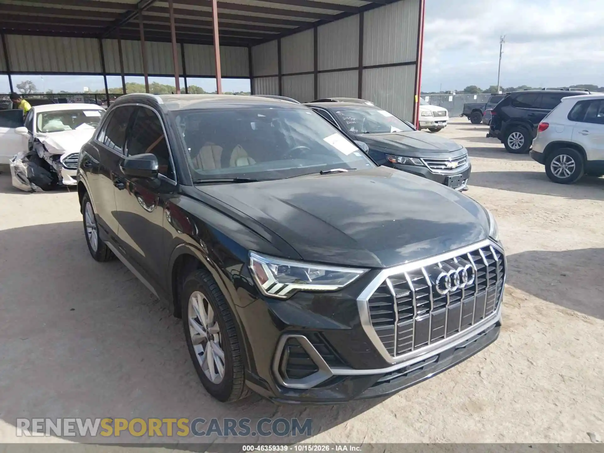 1 Photograph of a damaged car WA1DECF39R1043078 AUDI Q3 2024