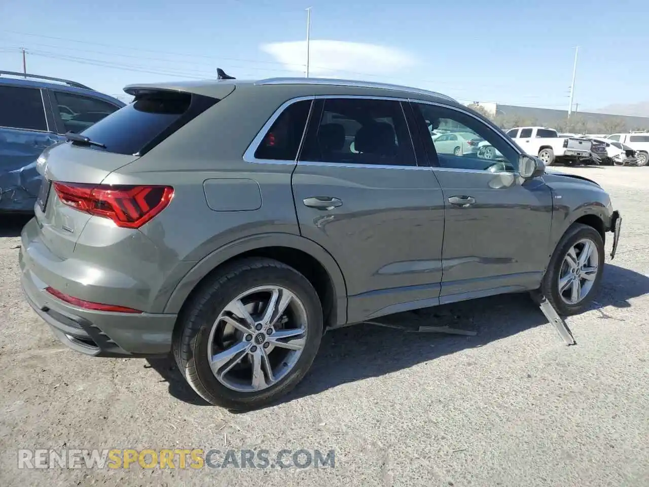 3 Photograph of a damaged car WA1DECF39R1092698 AUDI Q3 2024