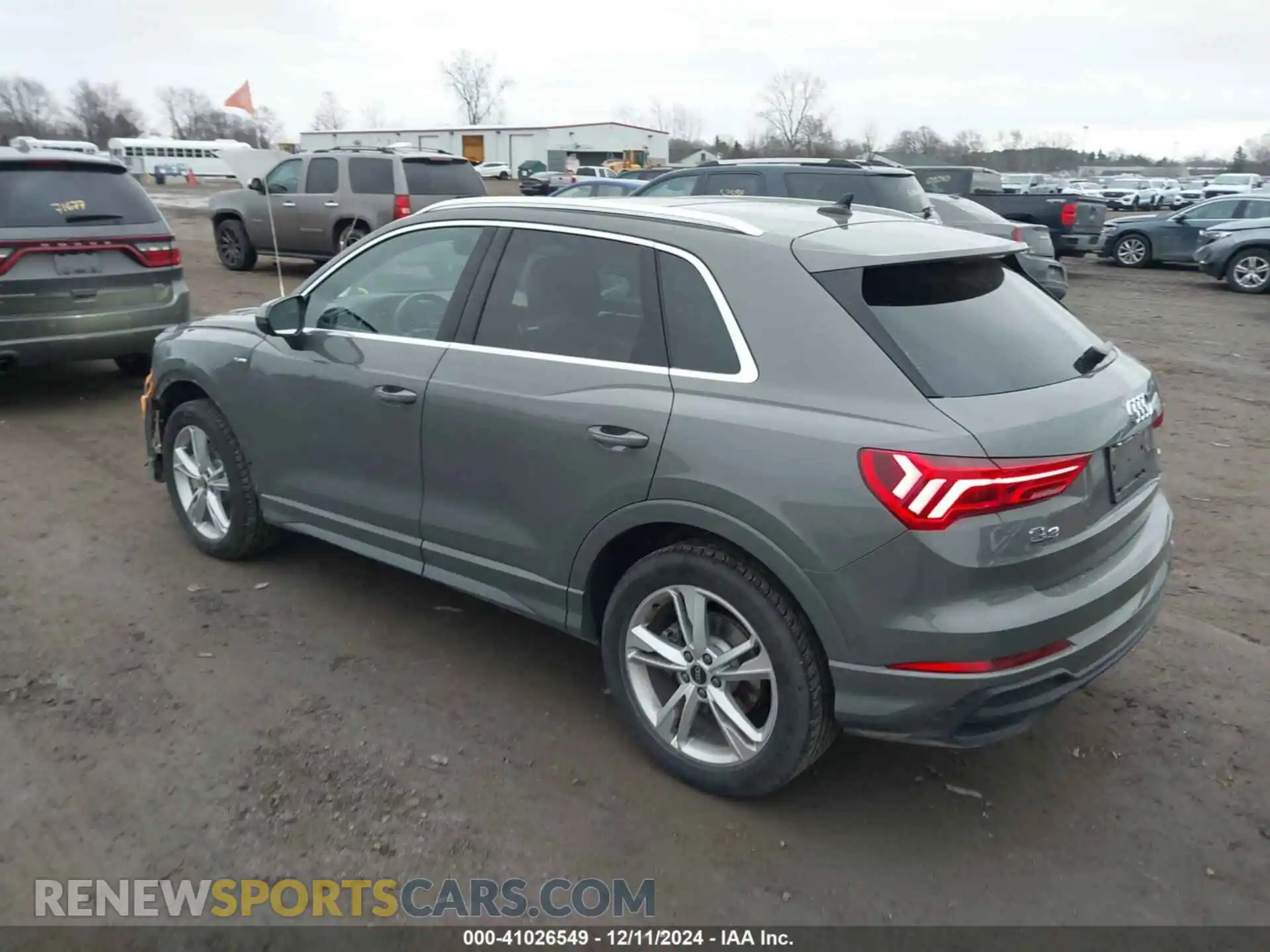 3 Photograph of a damaged car WA1DECF39R1102257 AUDI Q3 2024