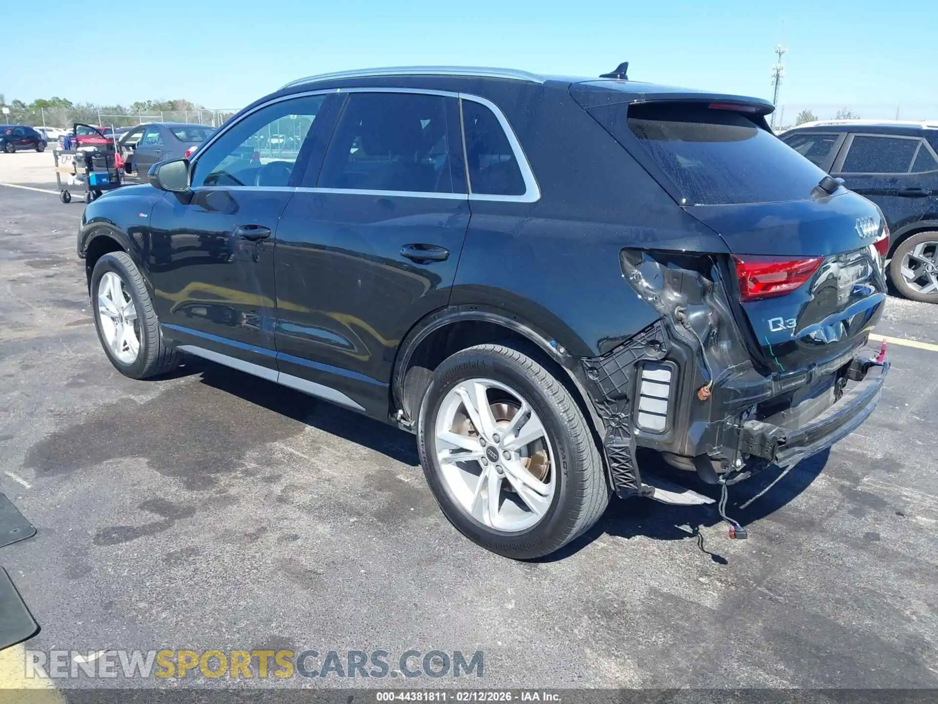 3 Photograph of a damaged car WA1DECF39R1130463 AUDI Q3 2024