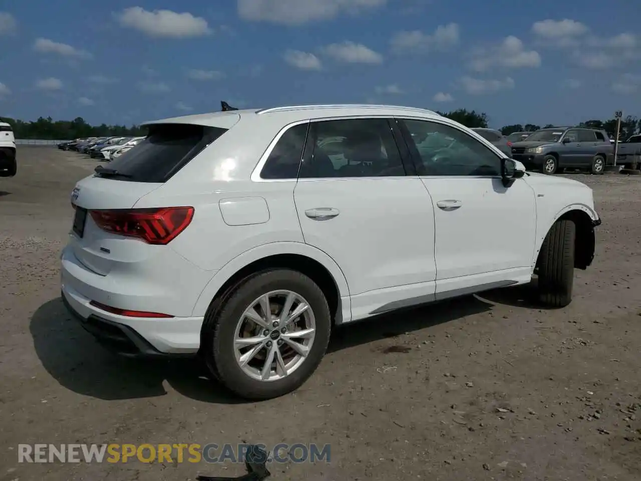 3 Photograph of a damaged car WA1EECF33R1042013 AUDI Q3 2024