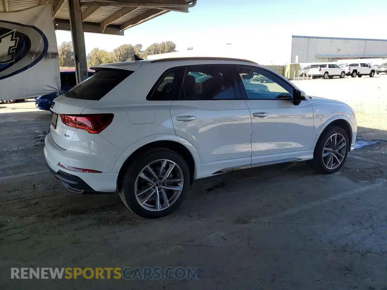3 Photograph of a damaged car WA1EECF33R1106213 AUDI Q3 2024