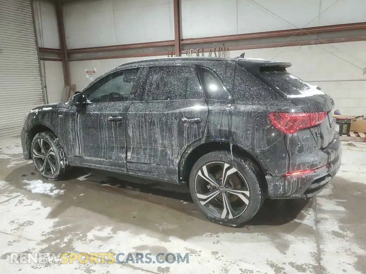 2 Photograph of a damaged car WA1EECF33R1182448 AUDI Q3 2024