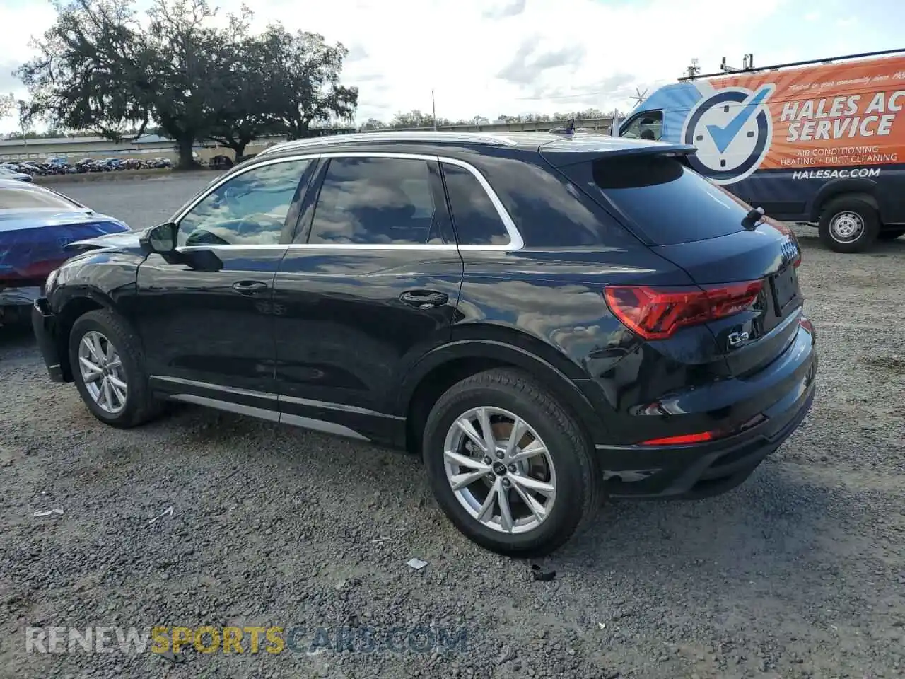 2 Photograph of a damaged car WA1EECF33R1195037 AUDI Q3 2024