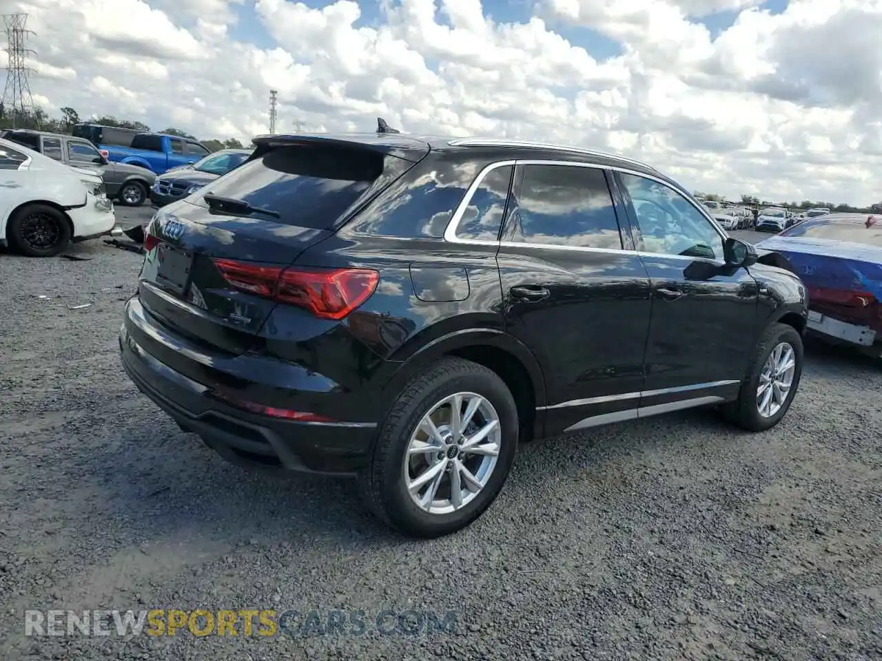 3 Photograph of a damaged car WA1EECF33R1195037 AUDI Q3 2024