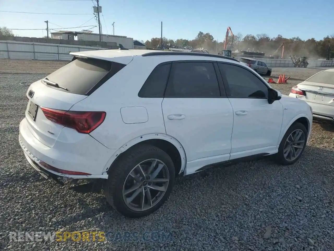3 Photograph of a damaged car WA1EECF34R1130231 AUDI Q3 2024