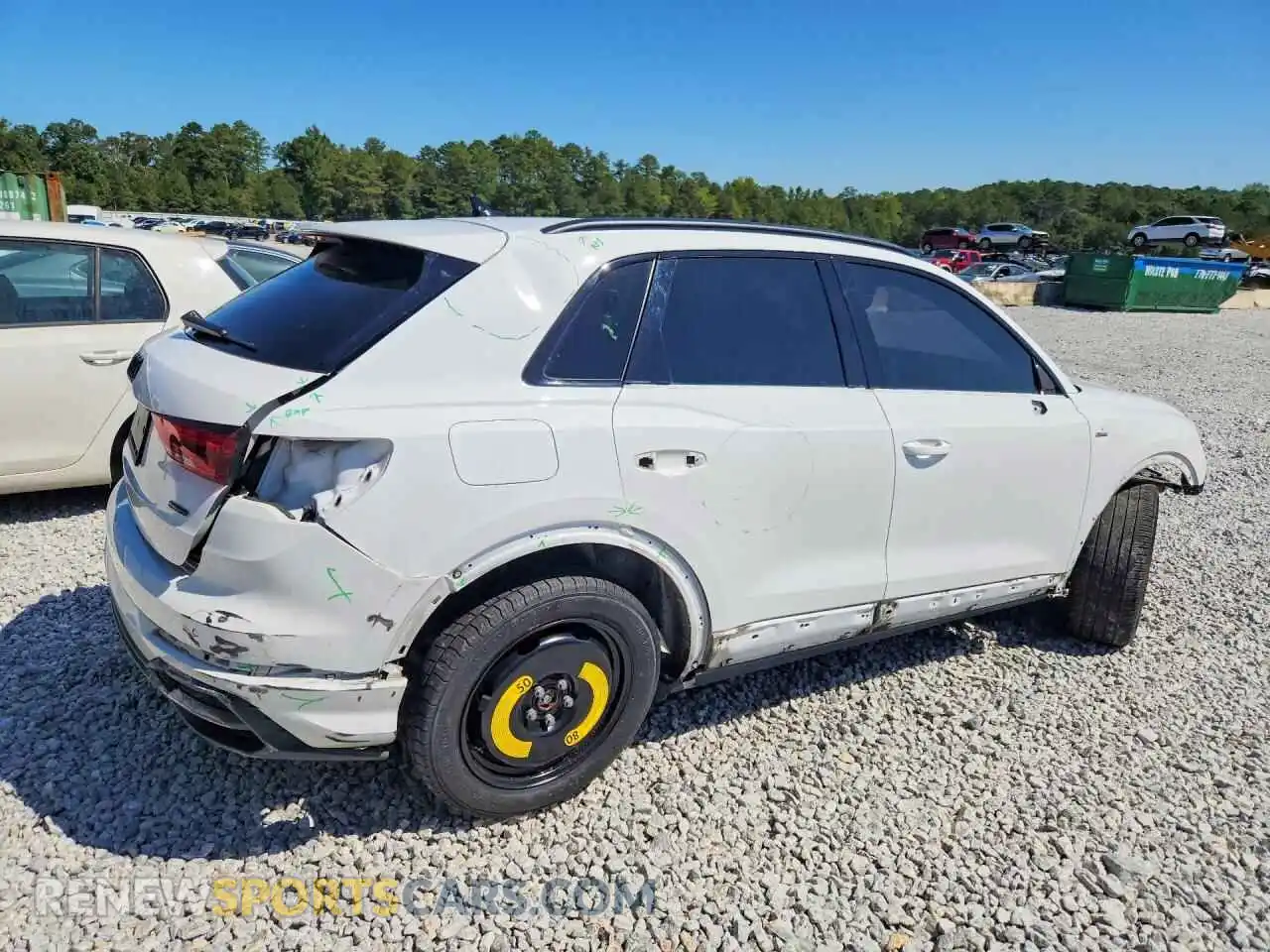 3 Фотография поврежденного автомобиля WA1EECF35R1082822 AUDI Q3 2024