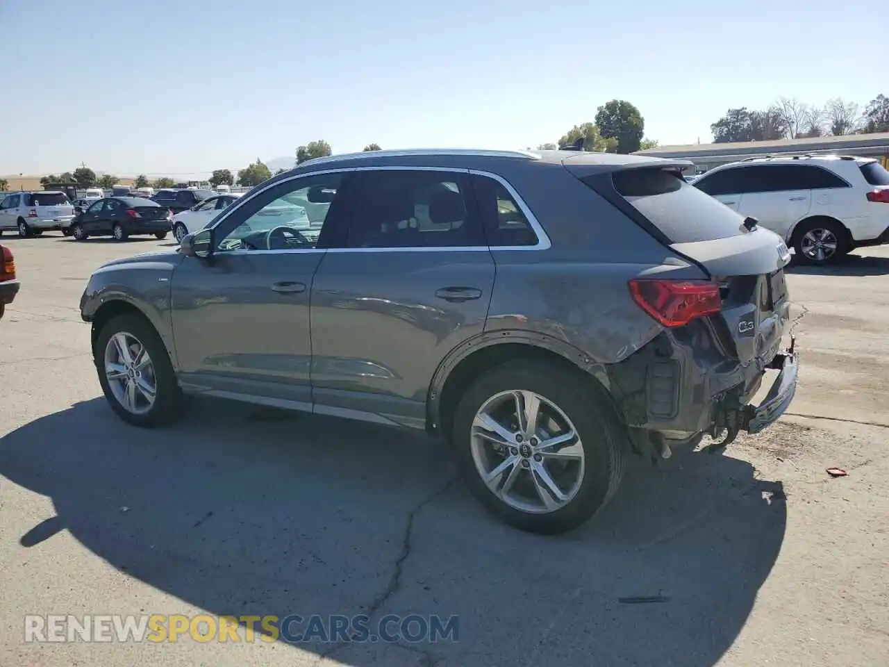 2 Photograph of a damaged car WA1EECF35R1203803 AUDI Q3 2024