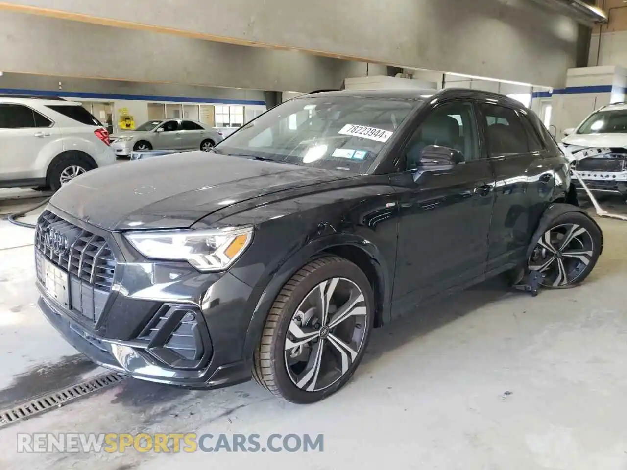1 Photograph of a damaged car WA1EECF36R1138444 AUDI Q3 2024