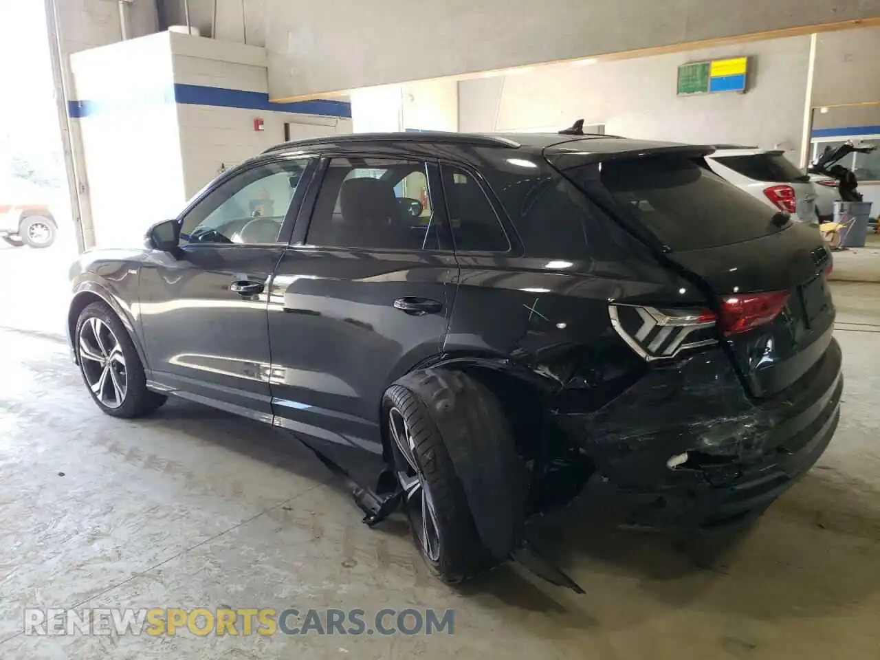 2 Photograph of a damaged car WA1EECF36R1138444 AUDI Q3 2024