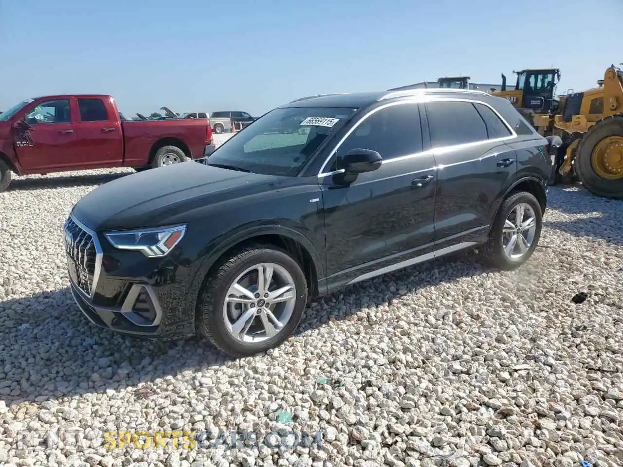 1 Photograph of a damaged car WA1EECF36R1173016 AUDI Q3 2024