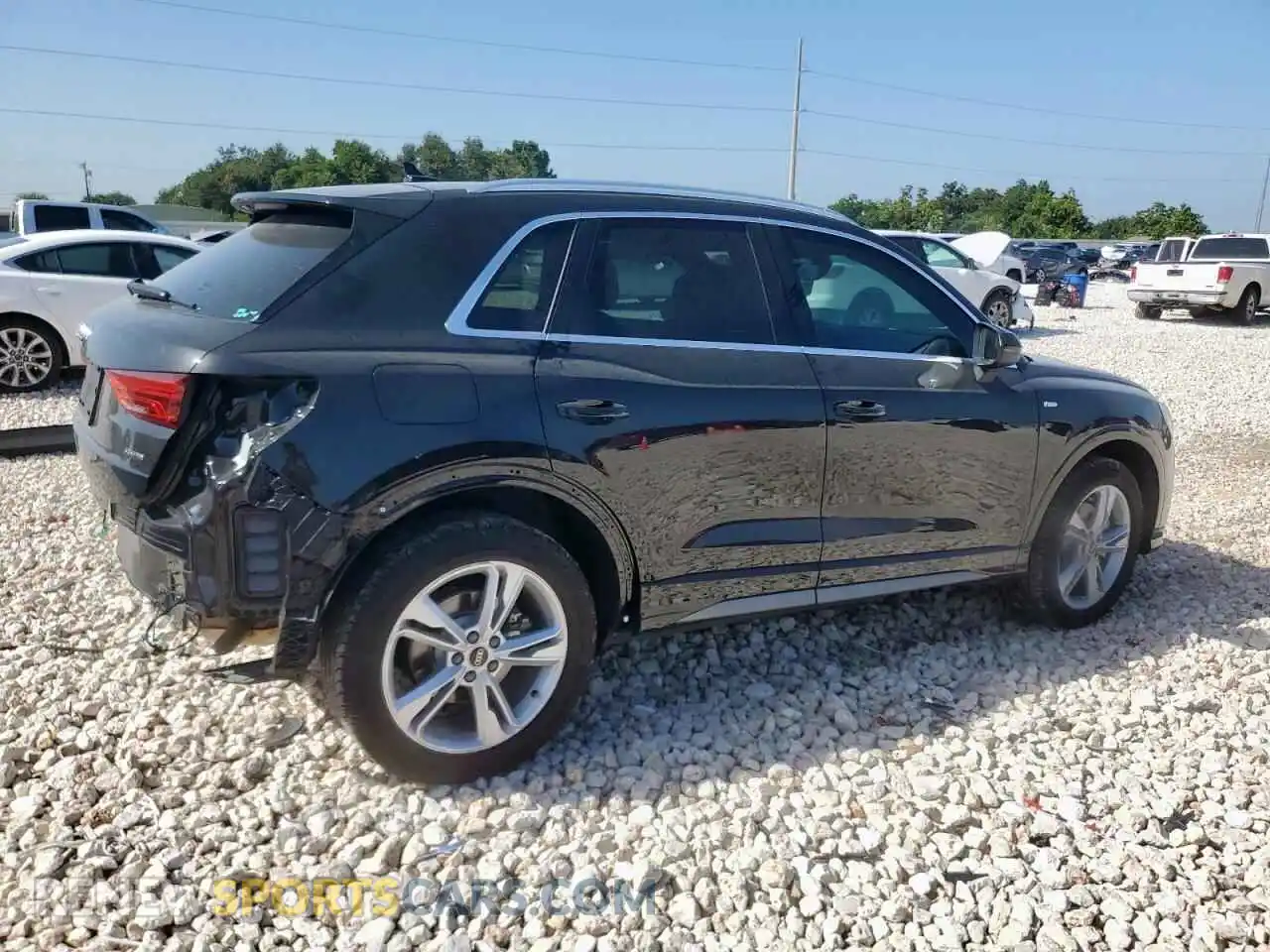 3 Photograph of a damaged car WA1EECF36R1173016 AUDI Q3 2024
