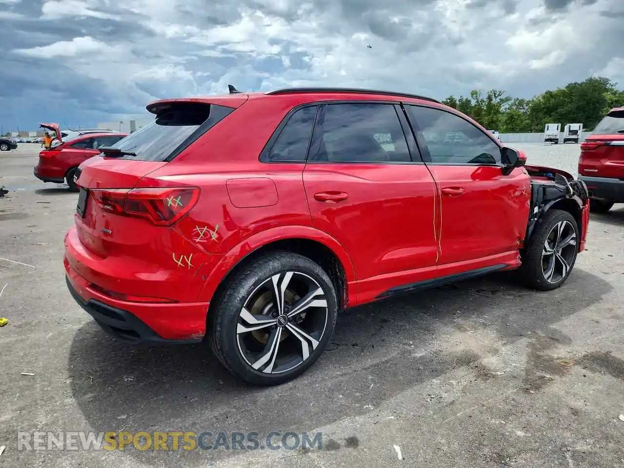 3 Photograph of a damaged car WA1EECF37R1108076 AUDI Q3 2024