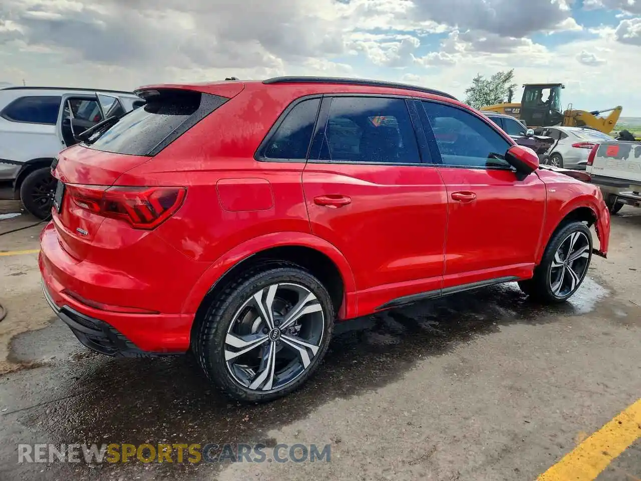 3 Photograph of a damaged car WA1EECF37R1164471 AUDI Q3 2024