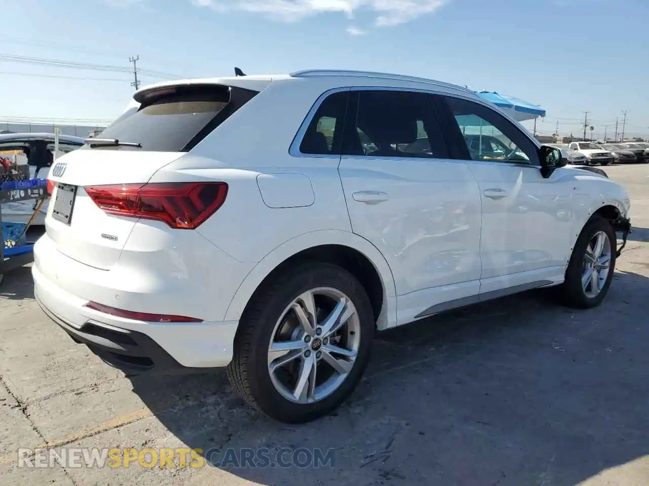 3 Photograph of a damaged car WA1EECF39R1197343 AUDI Q3 2024