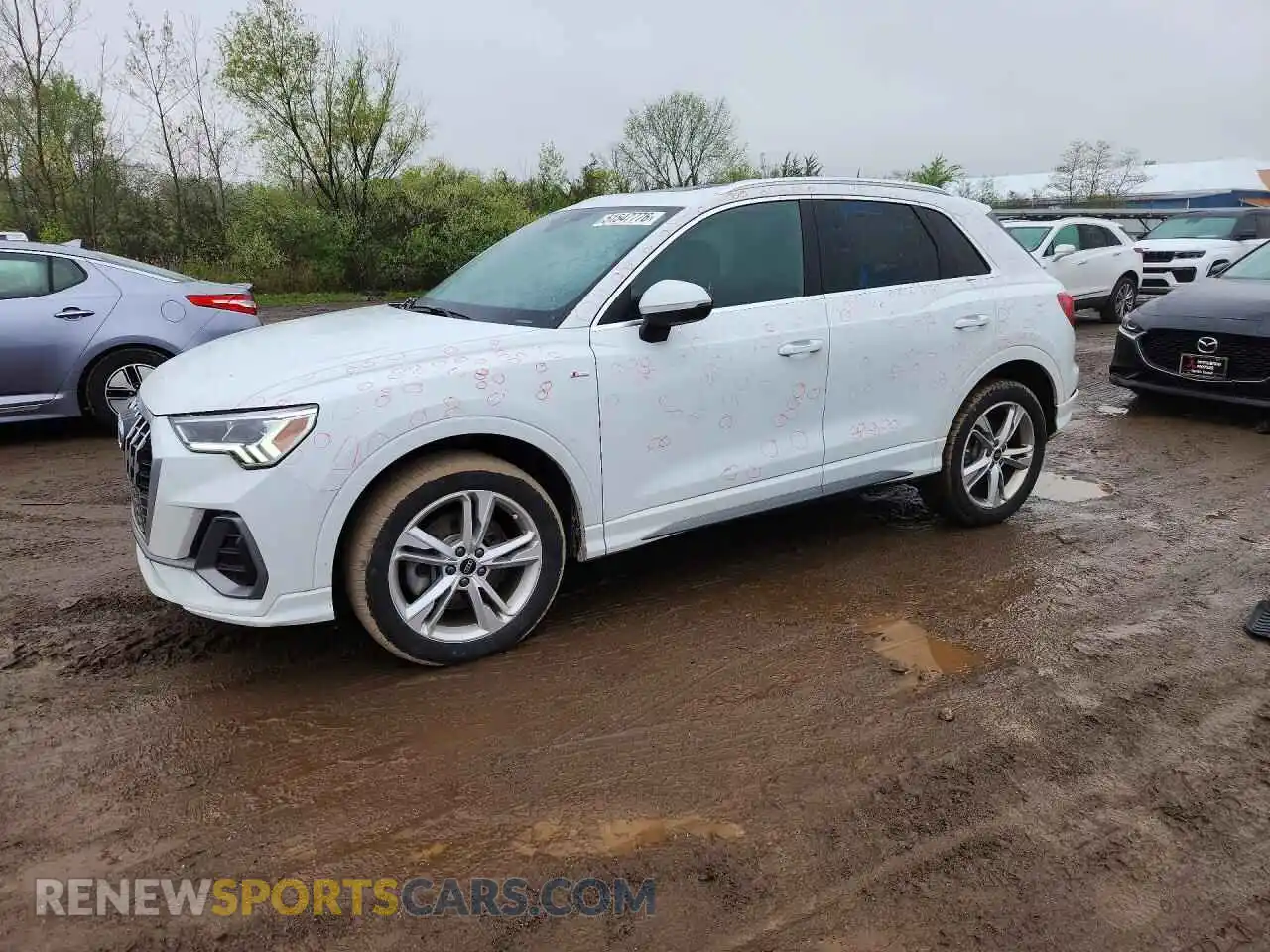 1 Photograph of a damaged car WA1EECF3XR1037374 AUDI Q3 2024