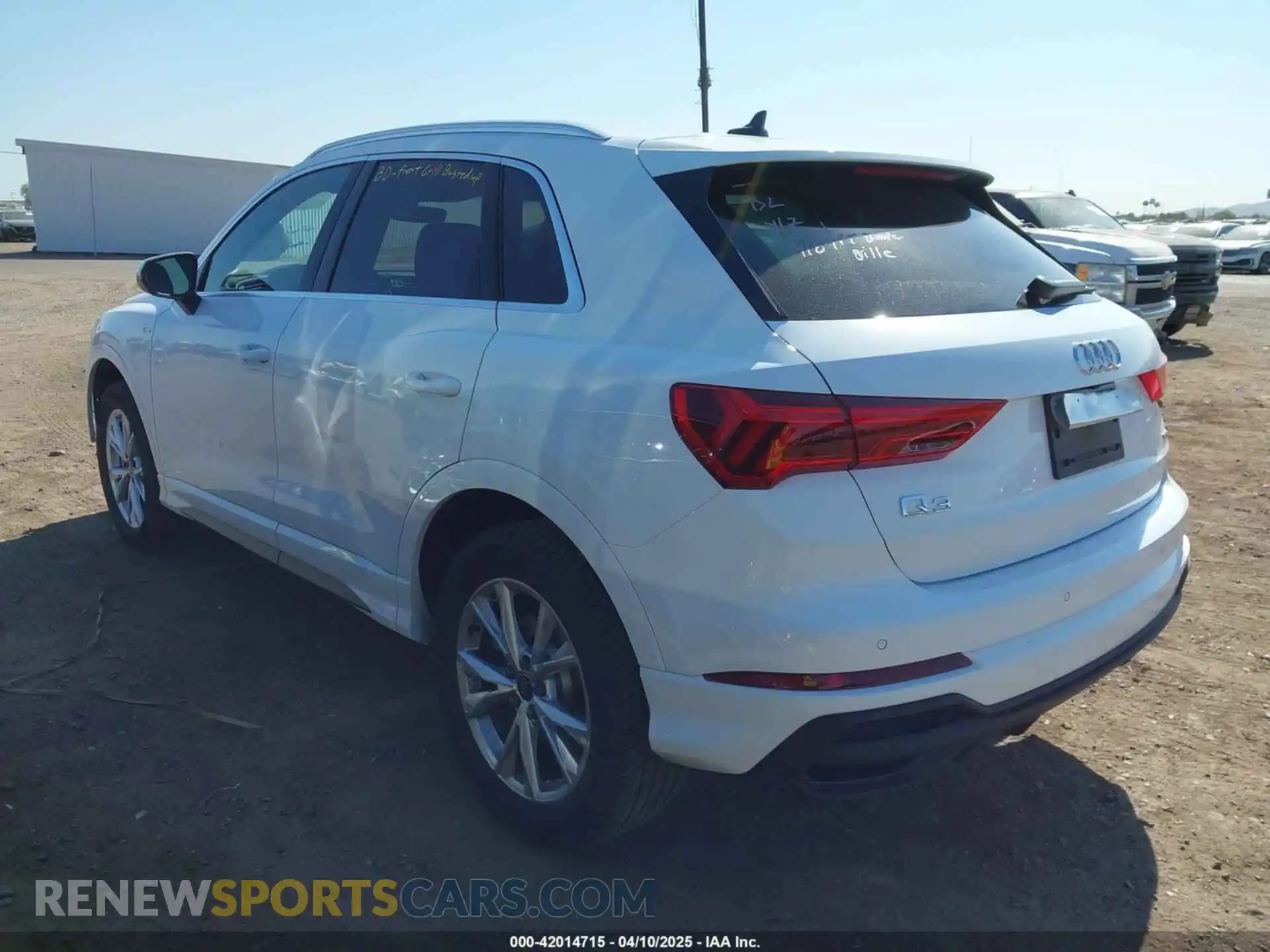 3 Photograph of a damaged car WA1DECF32S1015273 AUDI Q3 2025