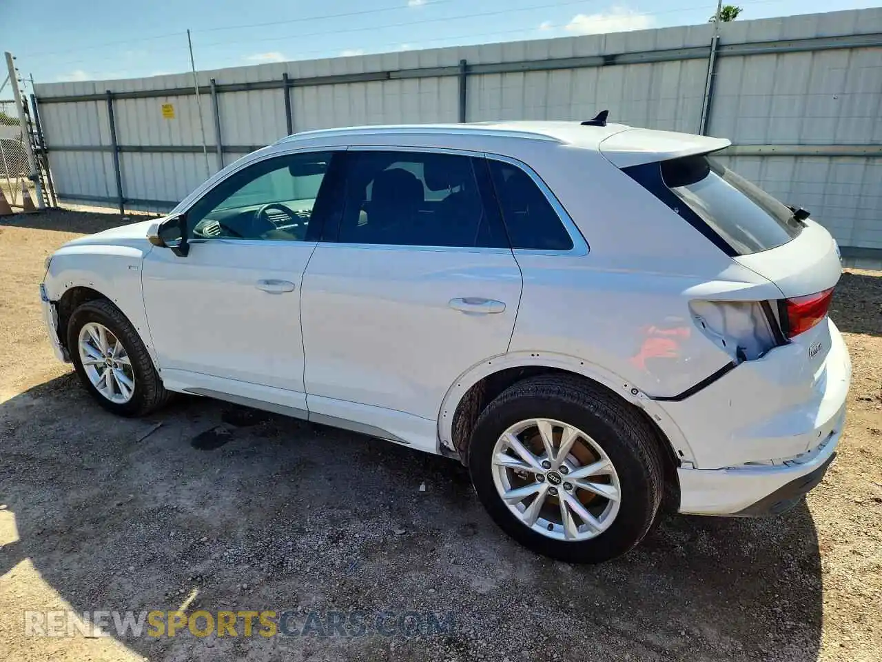 2 Photograph of a damaged car WA1DECF32S1024619 AUDI Q3 2025