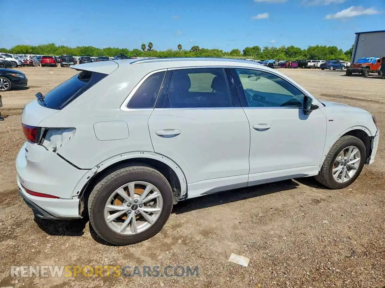 3 Photograph of a damaged car WA1DECF32S1024619 AUDI Q3 2025