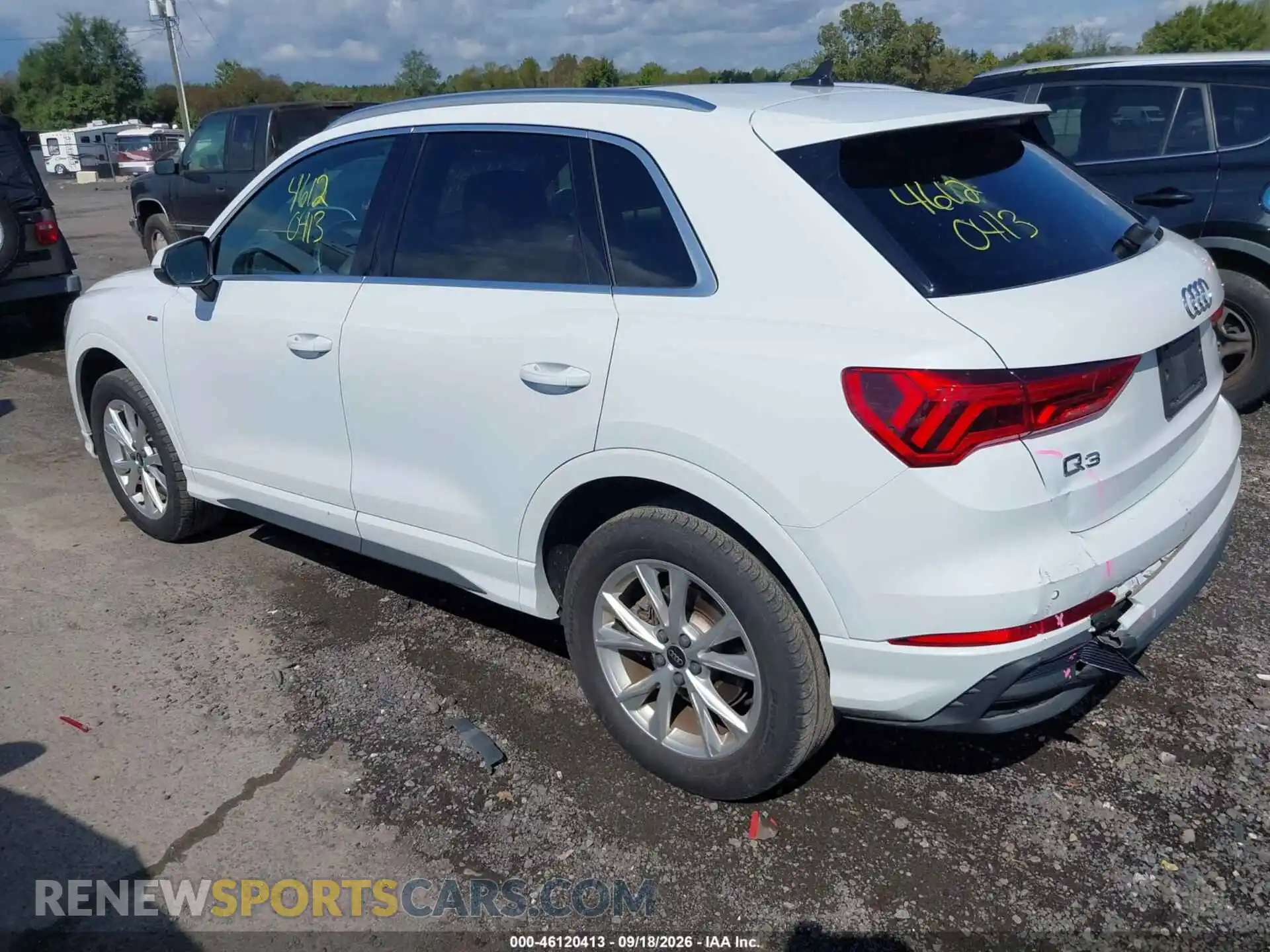 3 Photograph of a damaged car WA1DECF33S1018294 AUDI Q3 2025