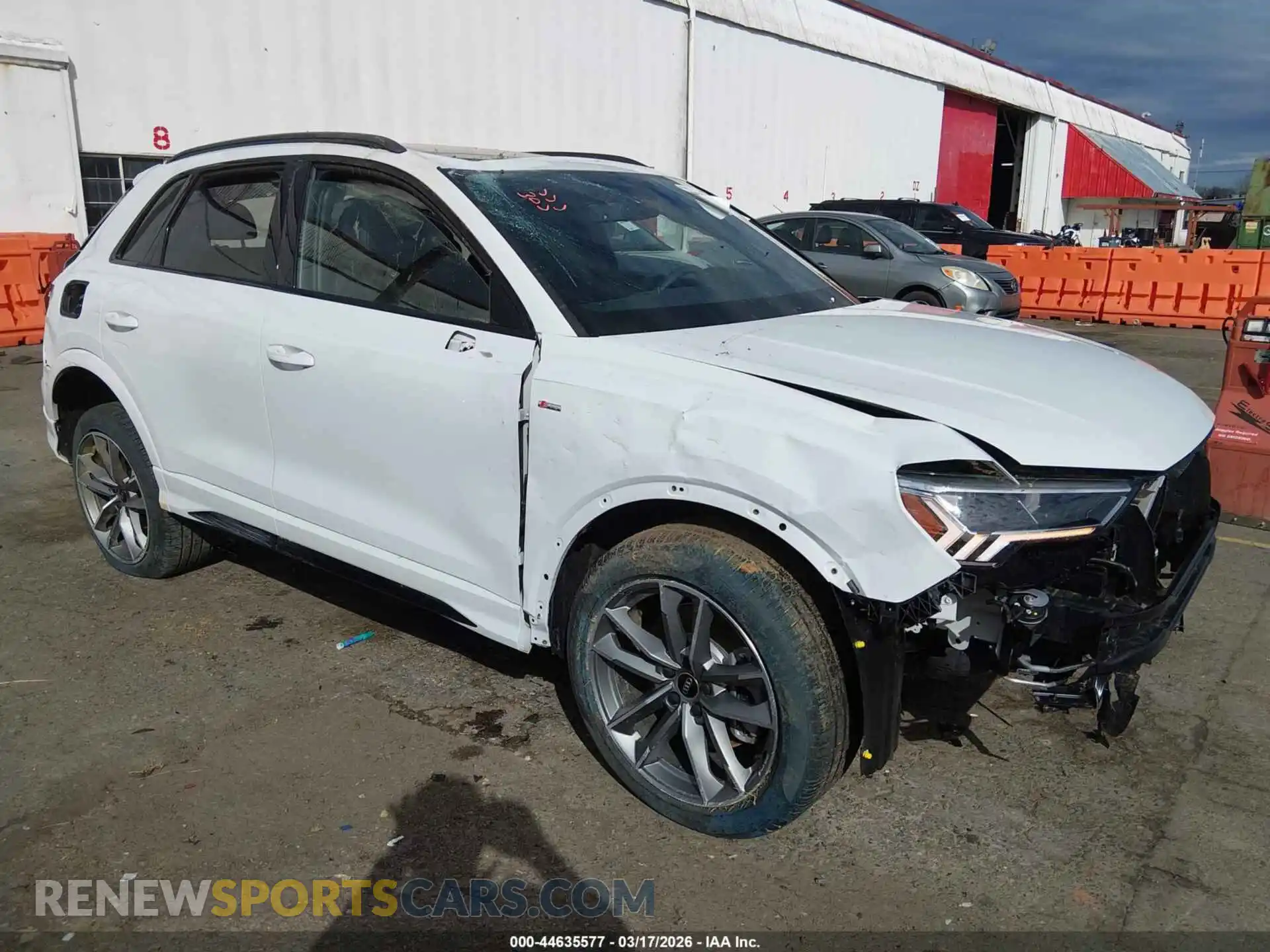 1 Photograph of a damaged car WA1DECF33S1099572 AUDI Q3 2025