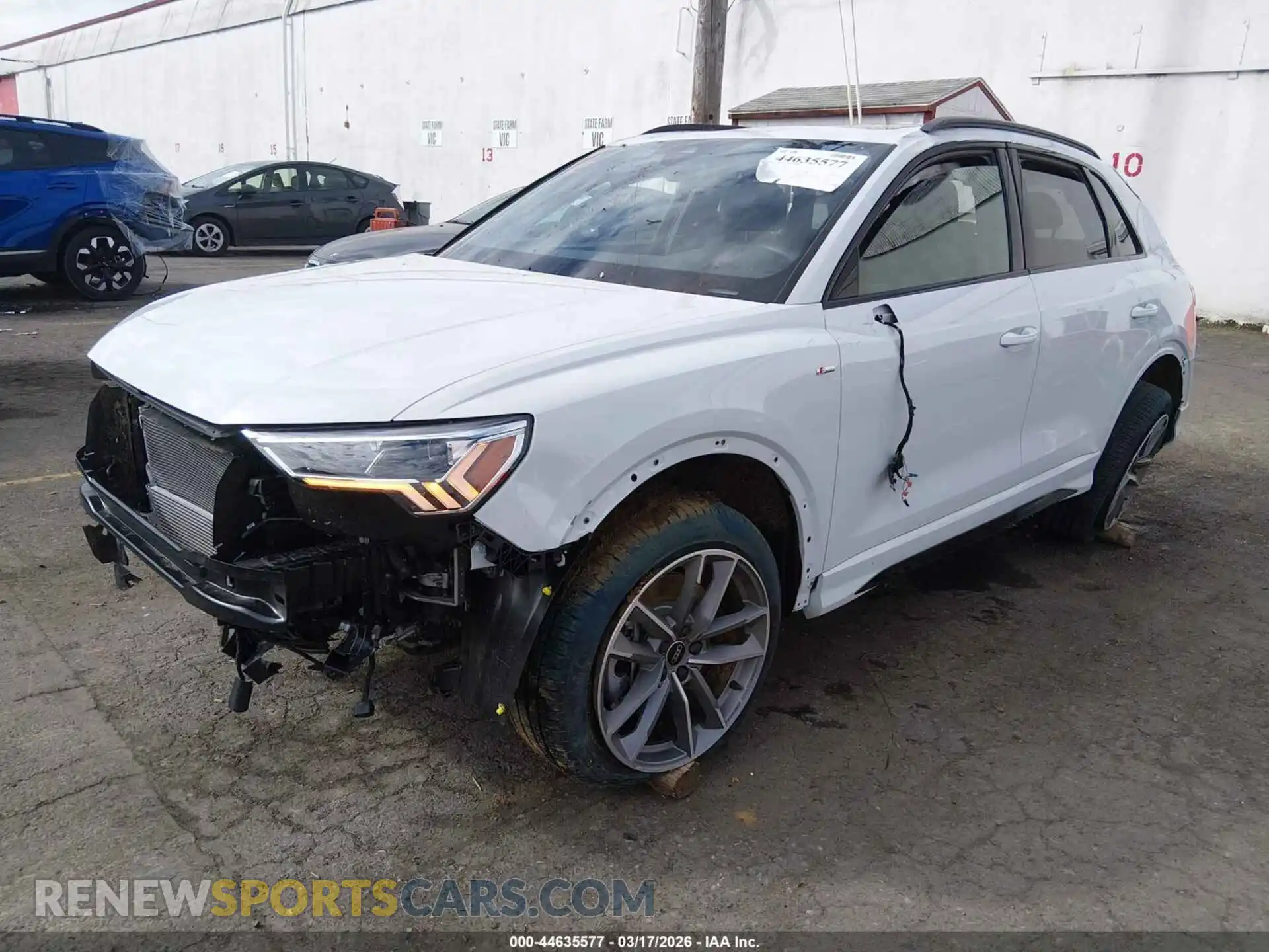2 Photograph of a damaged car WA1DECF33S1099572 AUDI Q3 2025